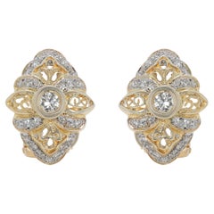 Fascinating 0.72 carat Natural Diamonds Earrings in 18K Yellow Gold