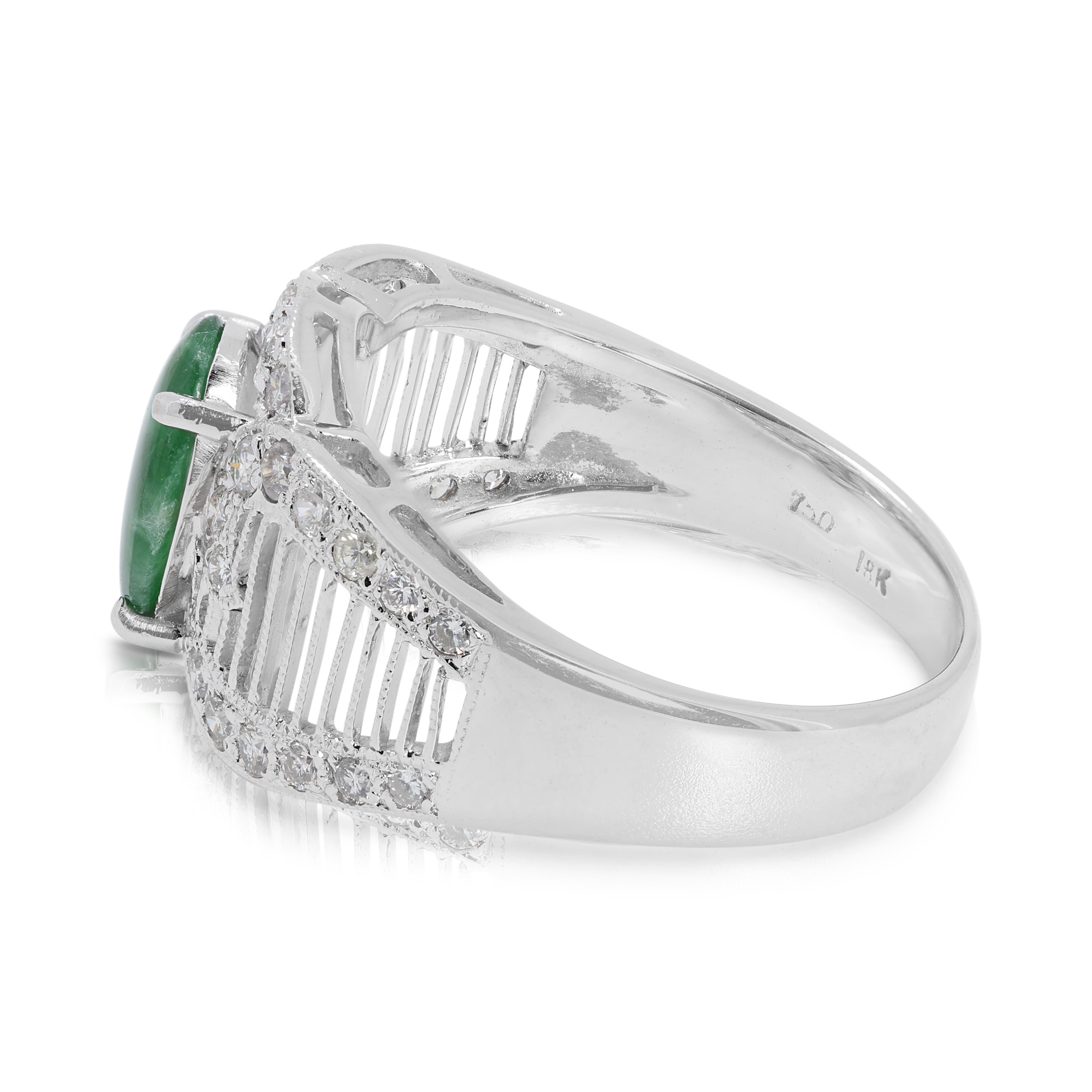 Fascinating 1 carat & 65 points Jade and Natural Diamond Ring in 18K White Gold In Excellent Condition For Sale In רמת גן, IL