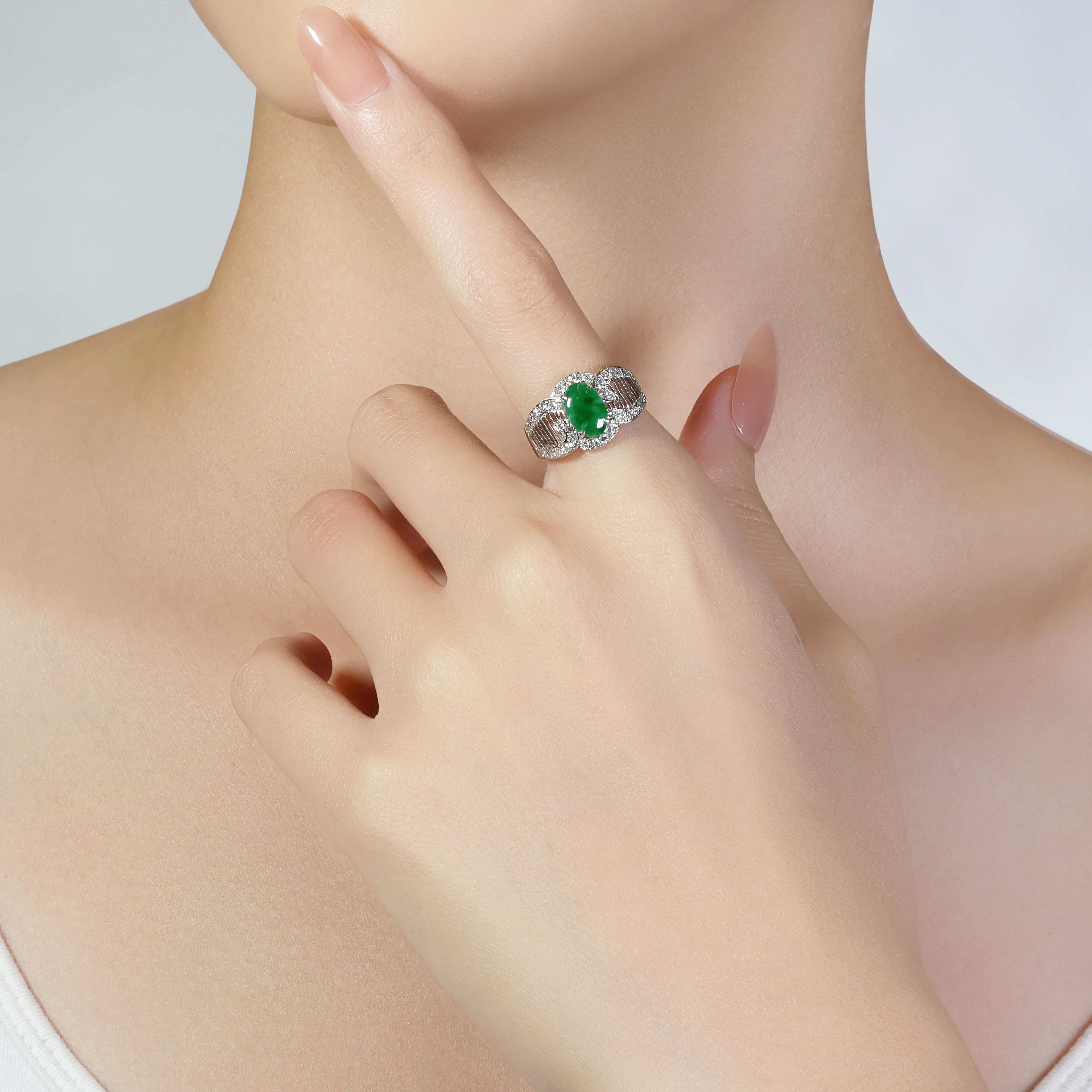 Fascinating 1 carat & 65 points Jade and Natural Diamond Ring in 18K White Gold For Sale 3