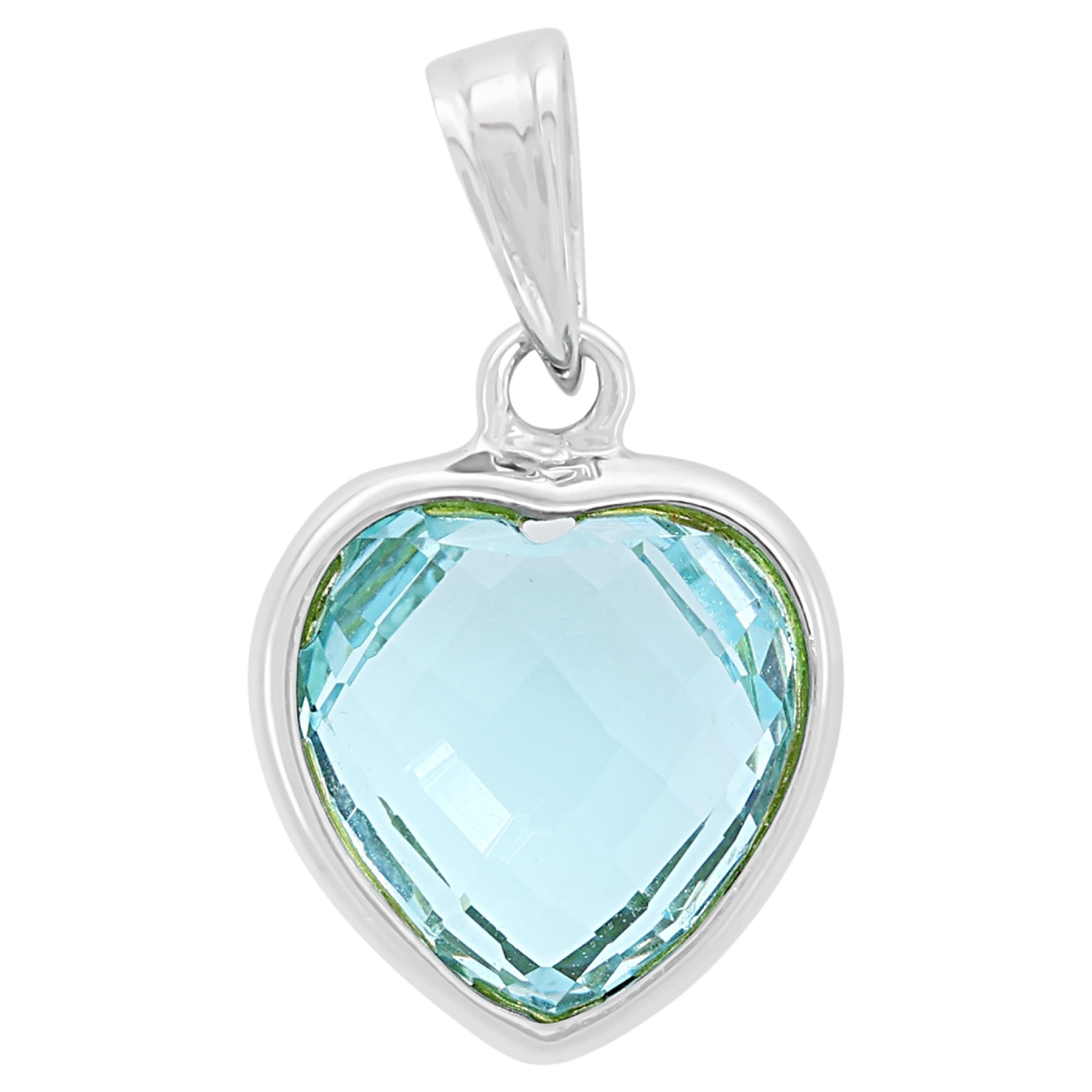 Fascinating 1.0ct Topaz Pendant 18K White Gold - (Chain not Included) For Sale