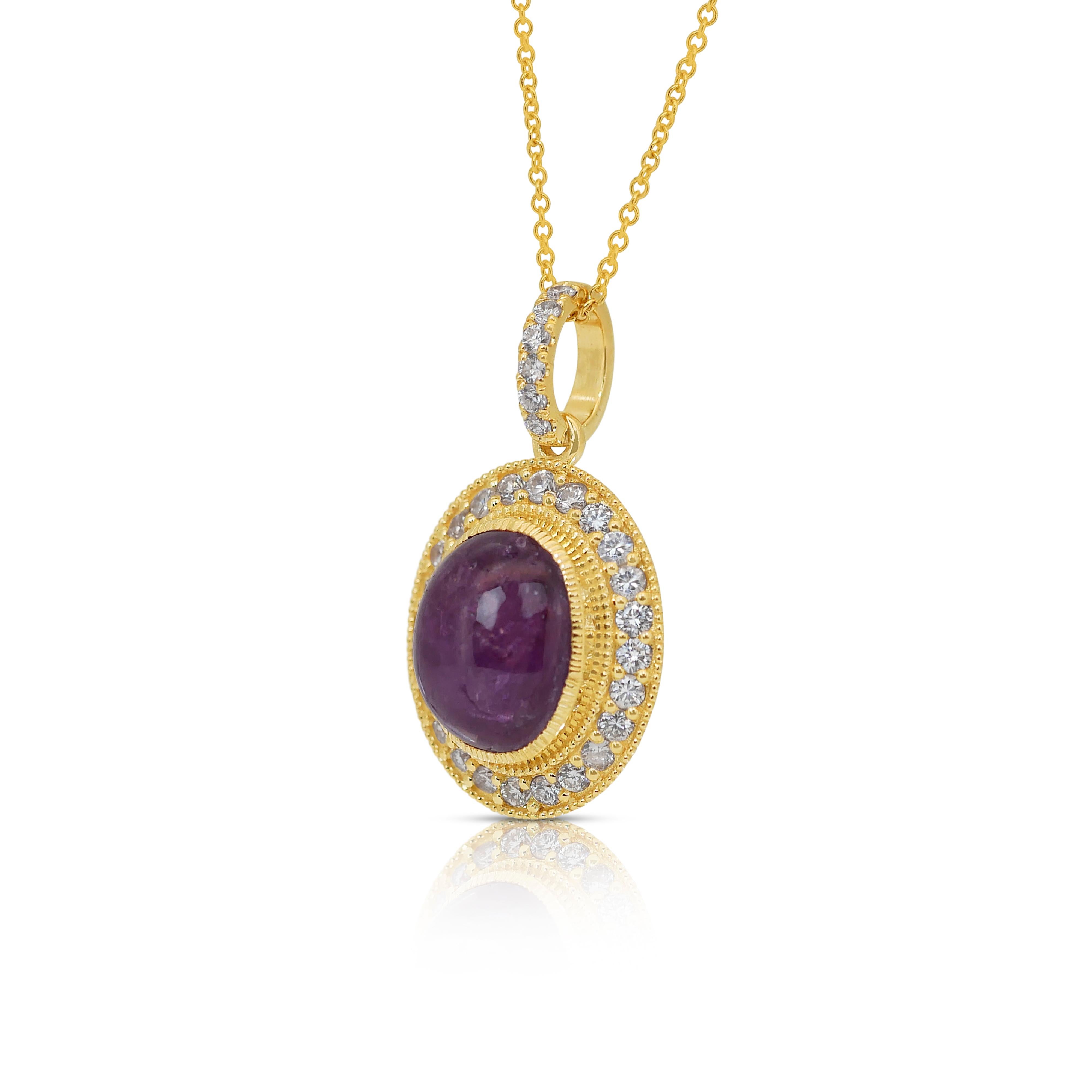 Fascinant collier avec pendentif en or jaune 18 carats, rubis et diamants 11,14 carats Neuf - En vente à רמת גן, IL