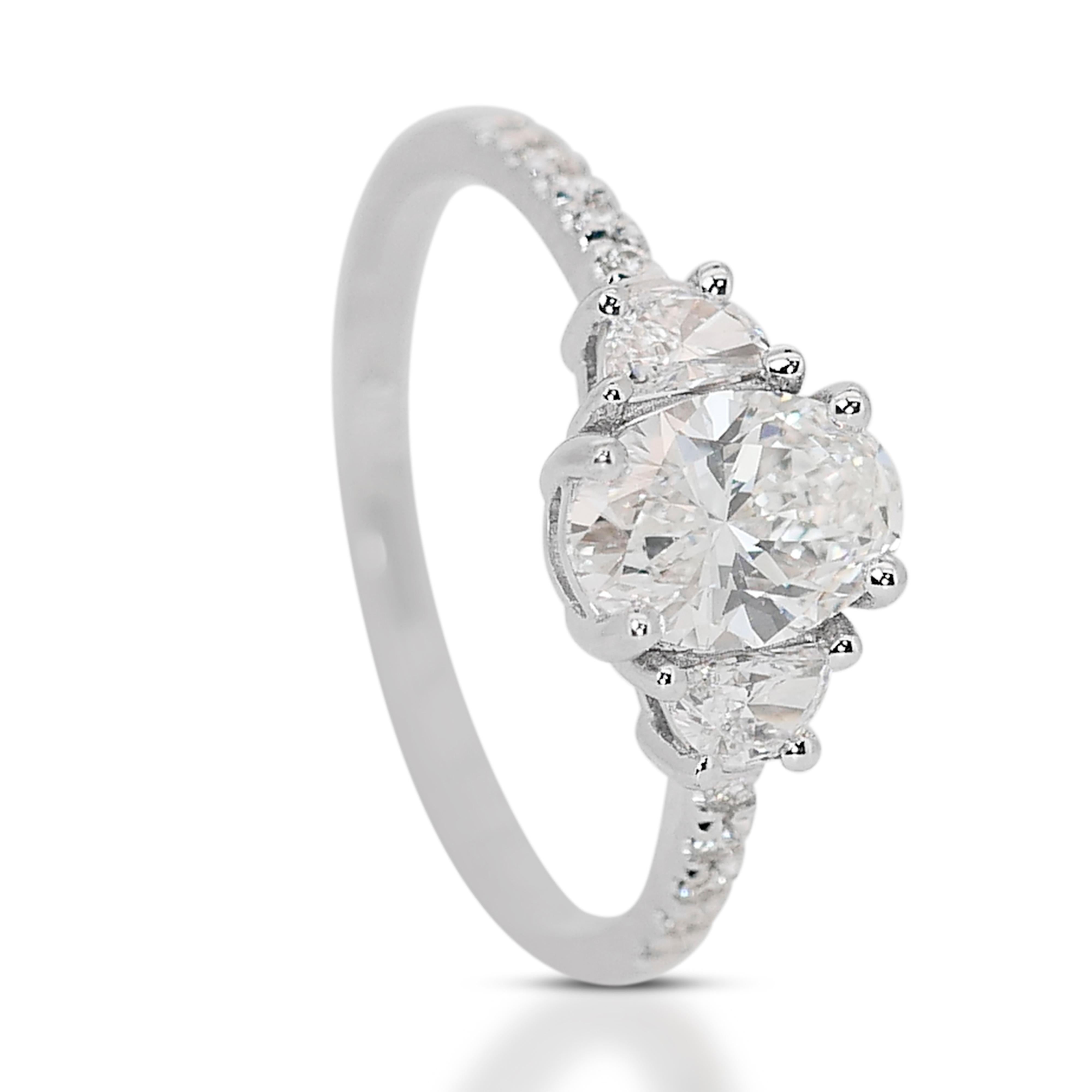 Taille ovale Whiting - Bague 3 pierres en or blanc 18k avec 1,32ct de diamants - Certifiée GIA en vente