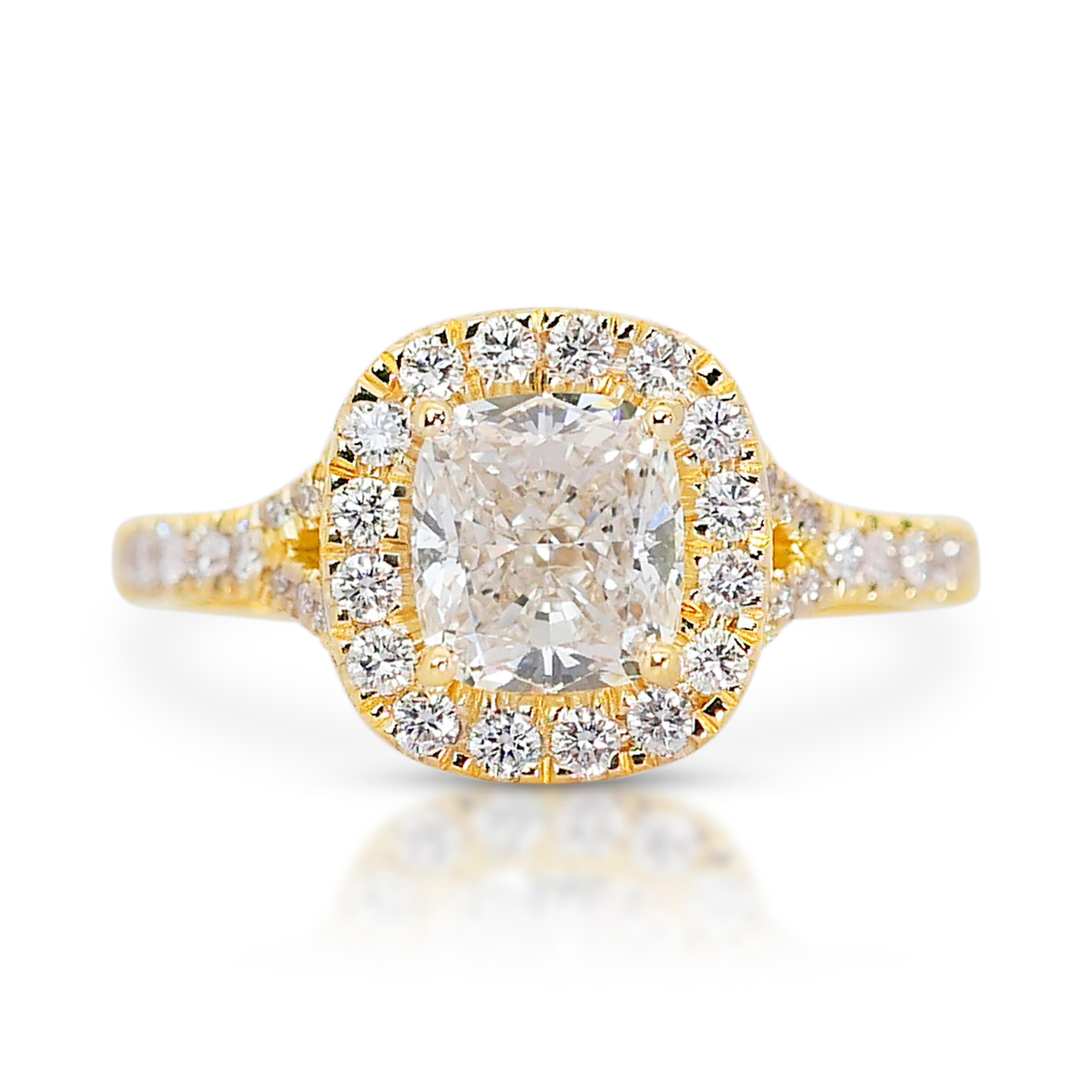 Fascinante bague halo de diamants naturels taille idéale de 1,51 carat en vente 2
