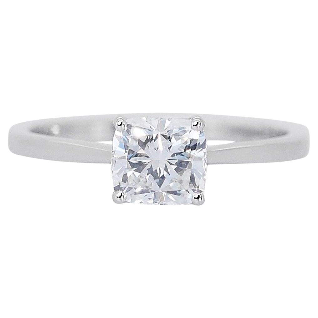 Fascinating 18K White Gold Ideal Cut Natural Diamond Solitaire Ring w/1.00ct  For Sale