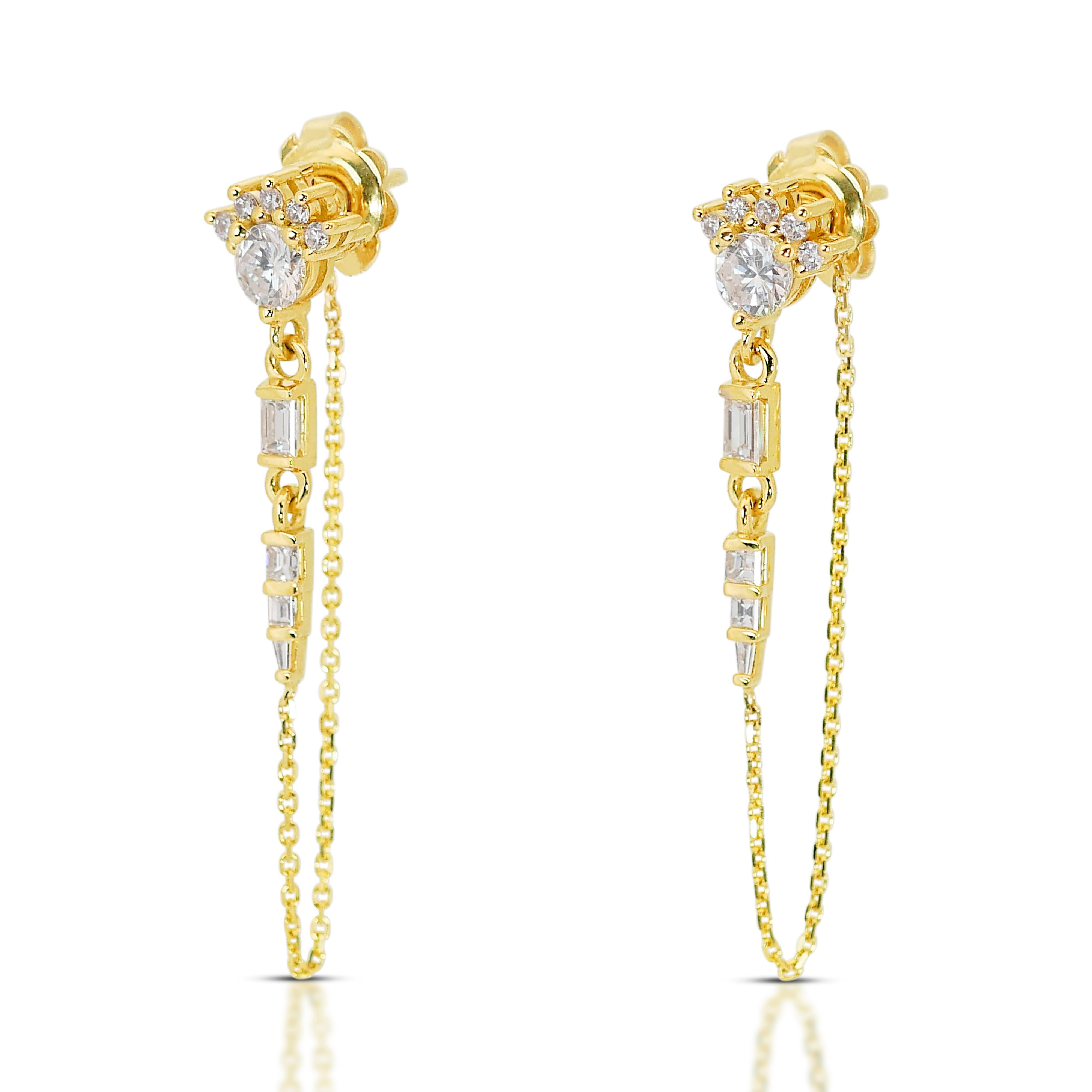 Round Cut Fascinating 18K Yellow Gold Diamond Drop Earrings with 1.19ct - IGI Certified For Sale