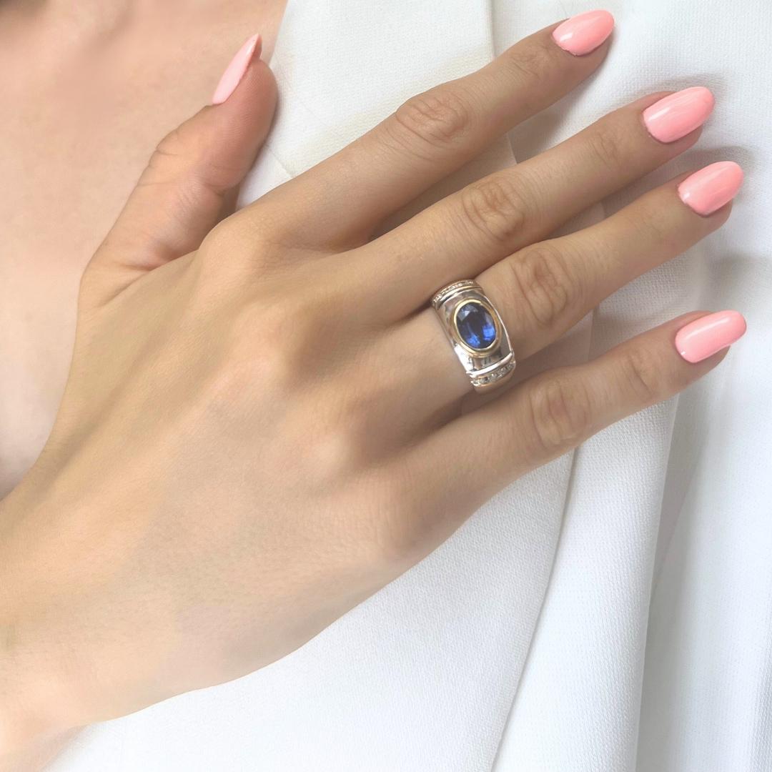 Fascinating 2.79ct Sapphire and Diamonds Dome Ring in 18k White Gold - IGI Cert For Sale 4