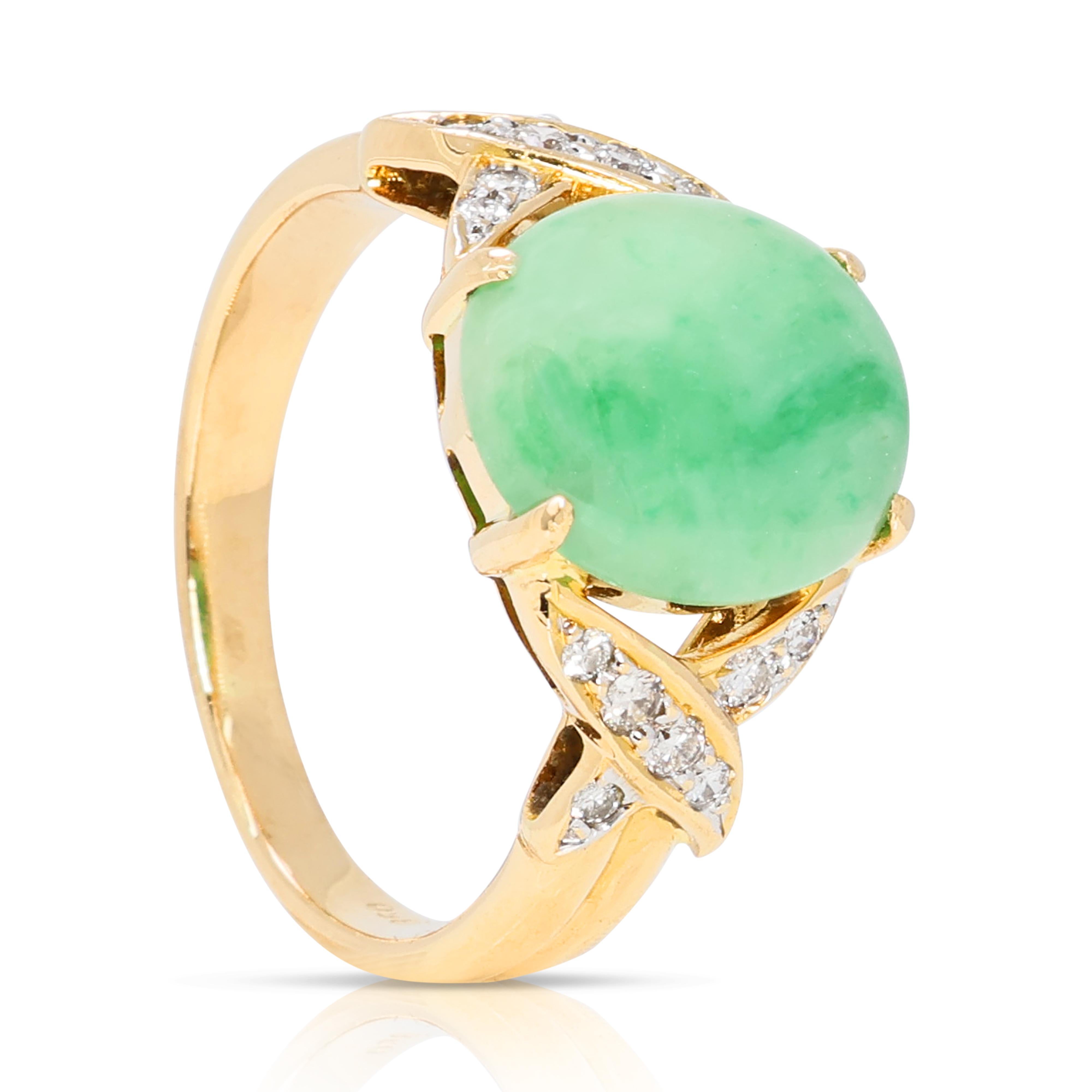 Fascinante bague grappe de diamants et de jade de 2,7 carats en or jaune 20 carats Pour femmes en vente