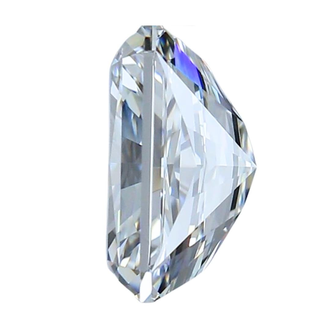 Fascinating 3.01ct Ideal Cut Natural Diamond - GIA Certified In New Condition For Sale In רמת גן, IL