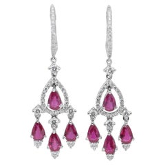 Affascinanti orecchini pendenti con rubini e diamanti da 3,26ct in oro bianco 18k - IGI