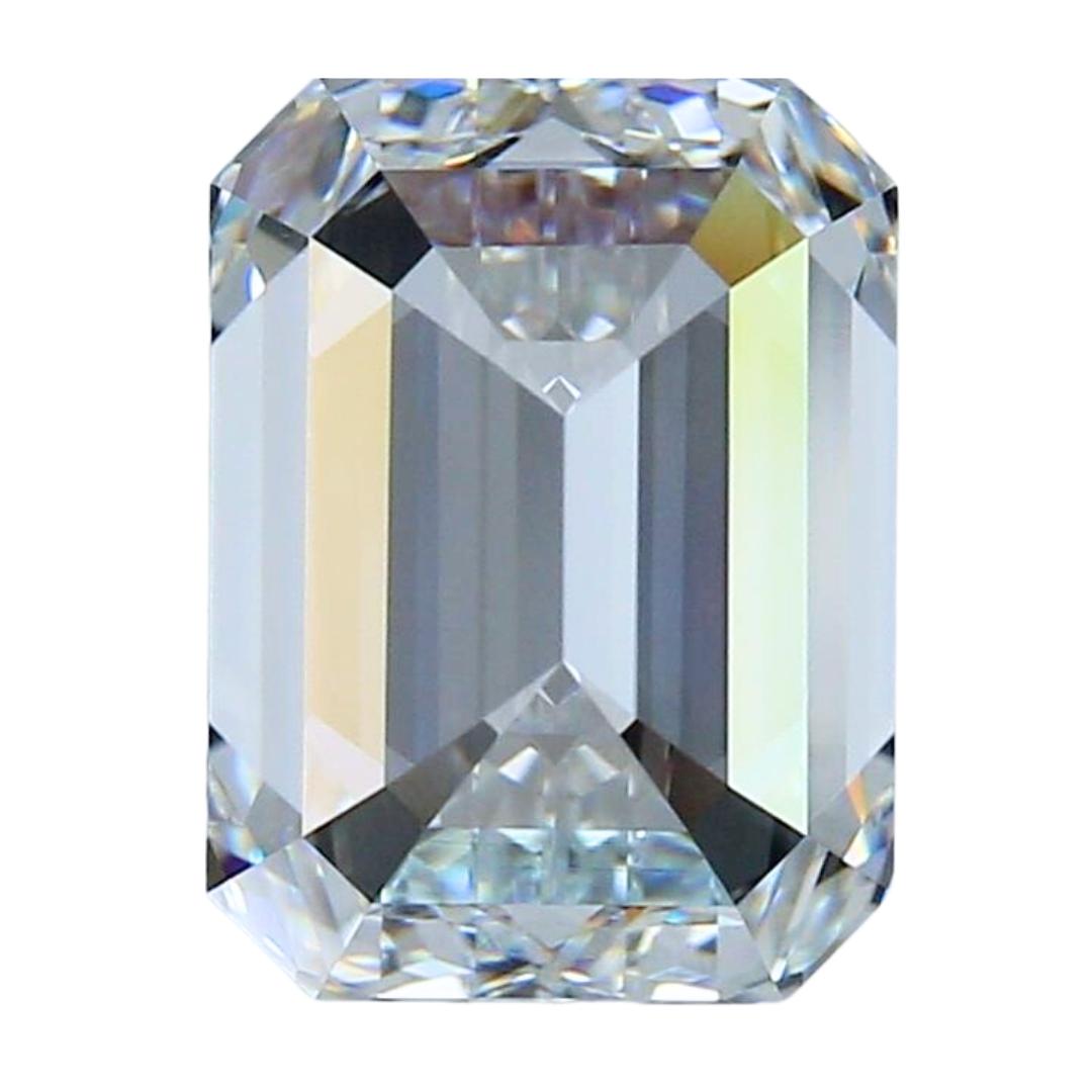 Women's Fascinating 4.03ct Ideal Cut Emerald-Cut Diamond - GIA Certified For Sale