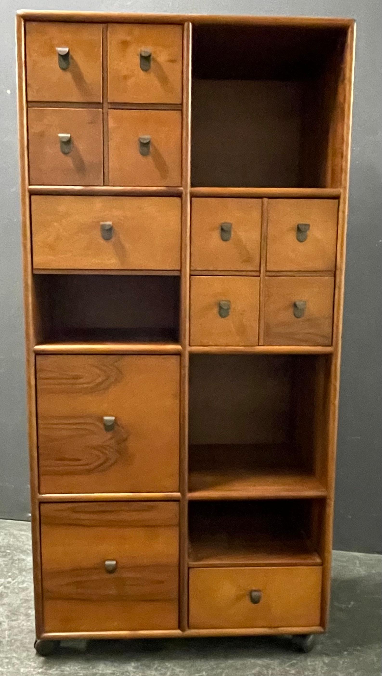 Fascinating convertible modular drawer high- or sideboard no.213 by Bernini For Sale 2