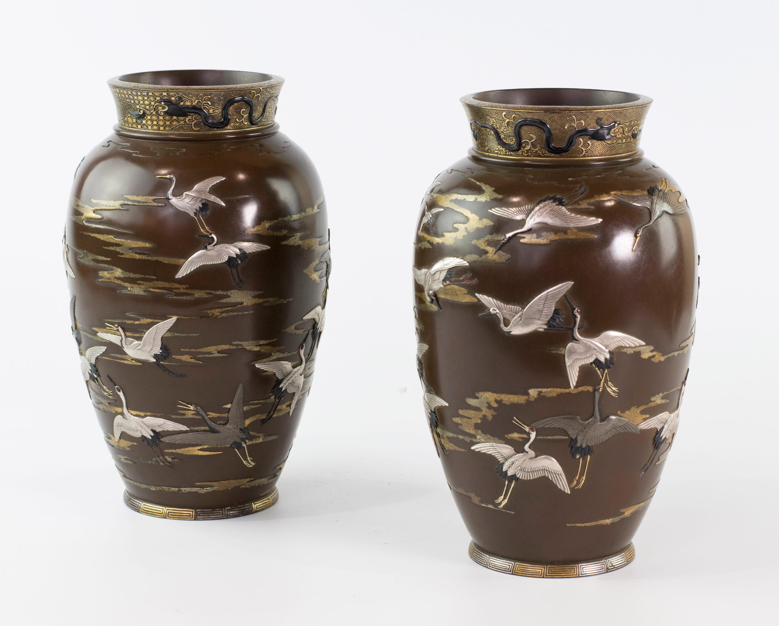 Japonais Vases japonais fascinants en bronze et métal mélangé