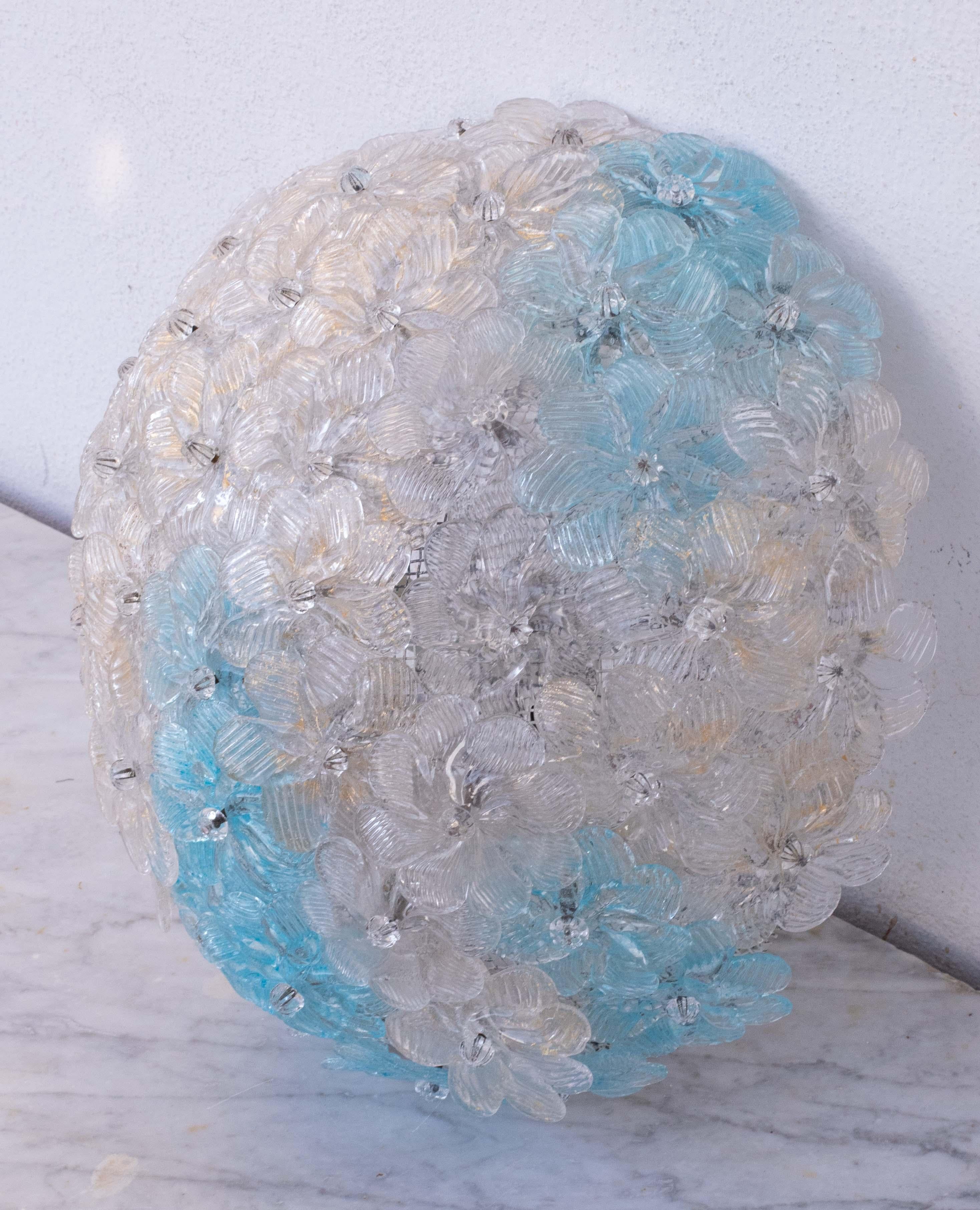 Plafonnier de Murano Fascinant Fleur Bicolore de Seguso, Italie, années 1960 en vente 1