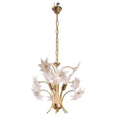 Fascinating Murano Glass Vintage Chandelier White Flowers, 1970s
