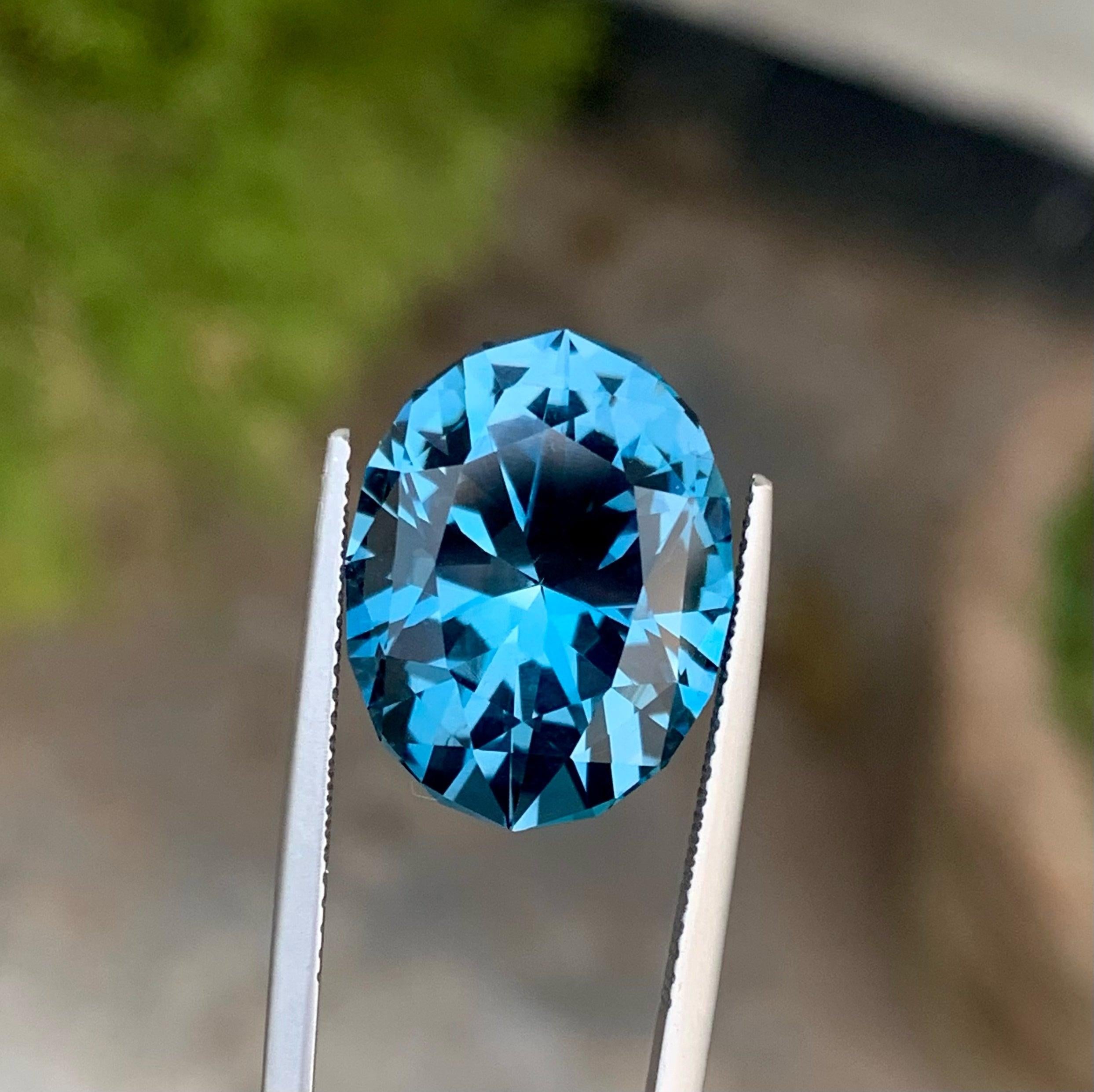 Fascinating Swiss Blue Topaz Stone, available For Sale At Wholesale Price Natural High Quality 17.85 Carats Loupe Clean Clarity Heated Topaz From Madagascar. 
Product Information:
GEMSTONE NAME: Fascinating Swiss Blue Topaz Stone
WEIGHT: 17.85