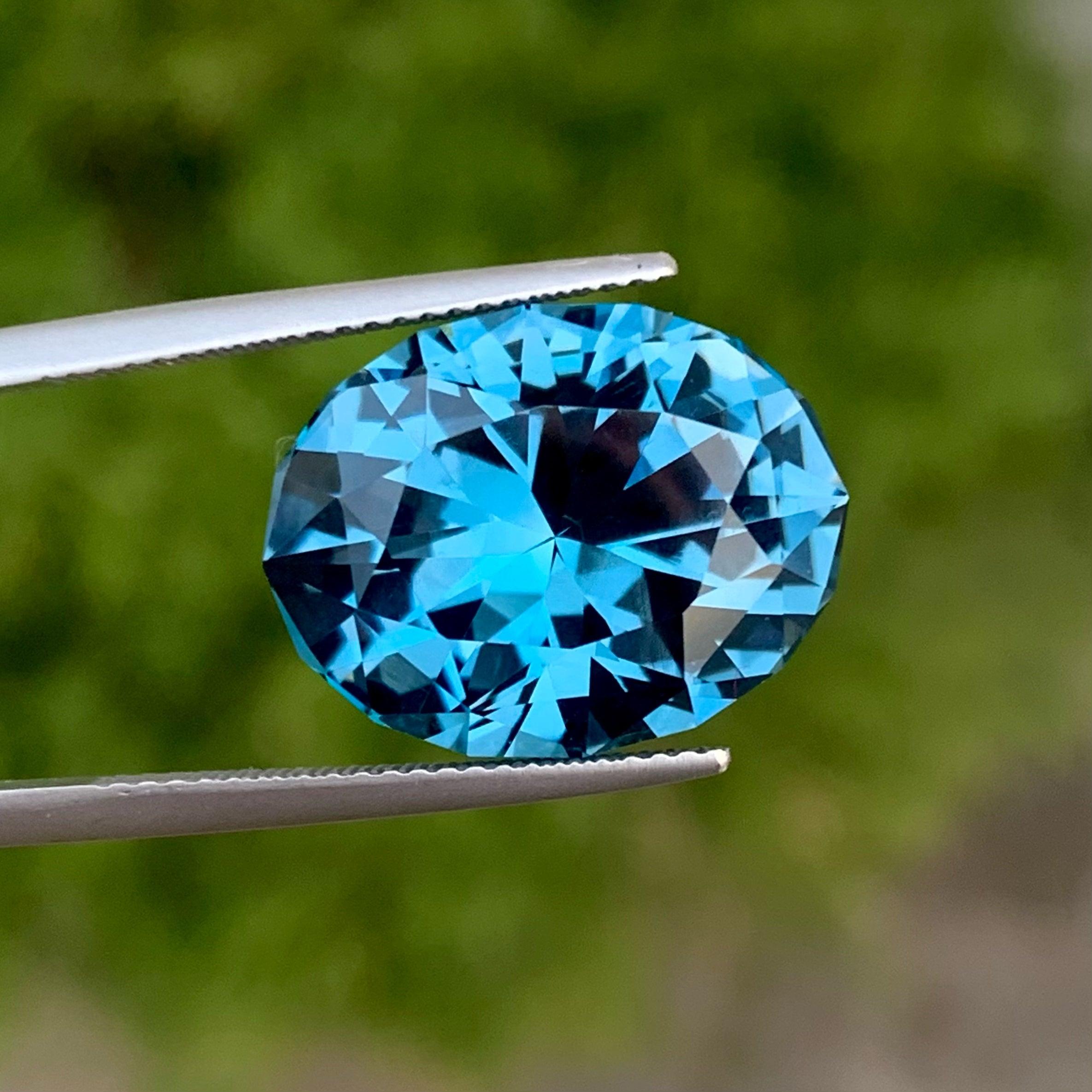 Moderne Fascinante topaze bleue suisse scintillante Aaa de 17,85 carats pour Jewelry en vente
