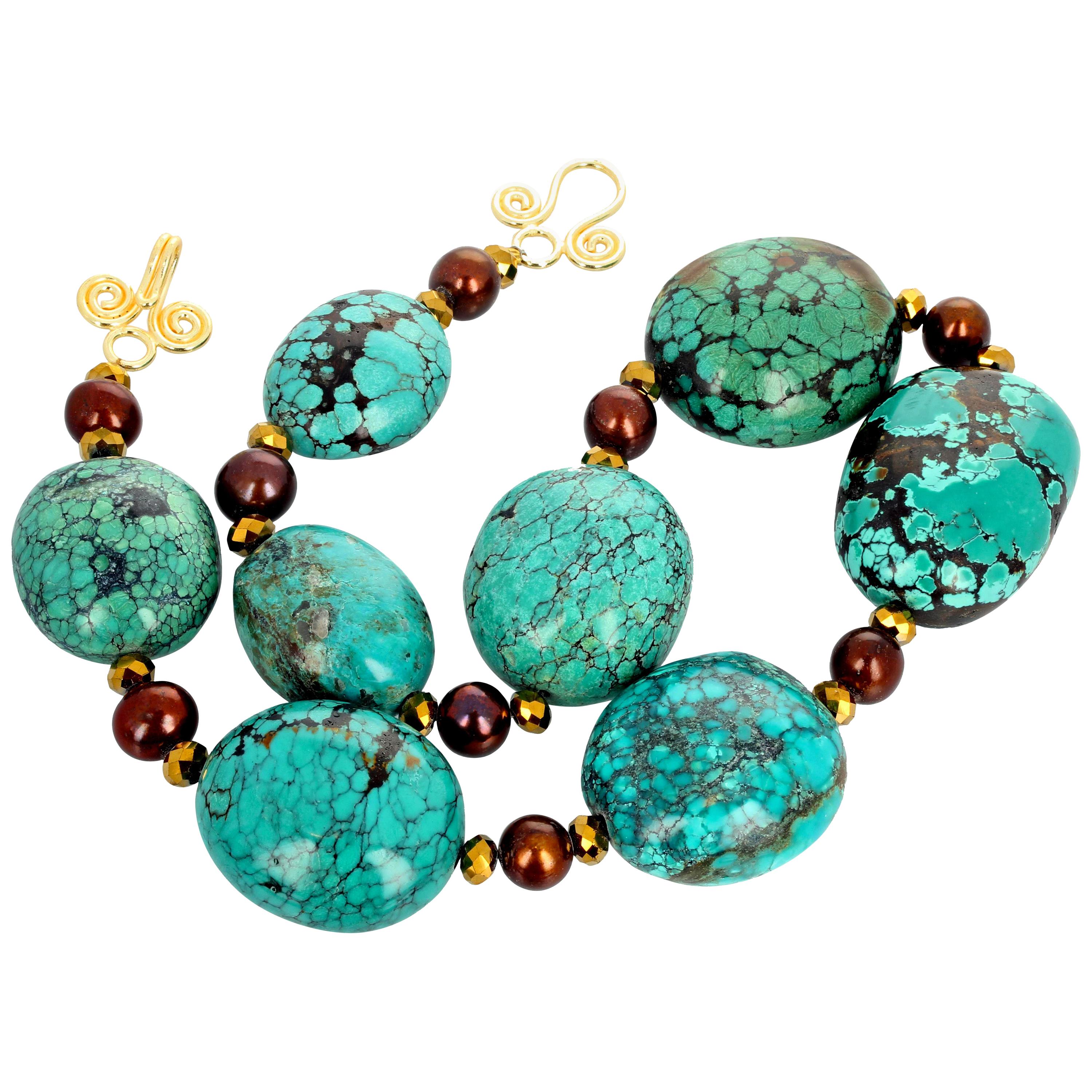 Fascinating Turquoise and Cultured Pearl Necklace