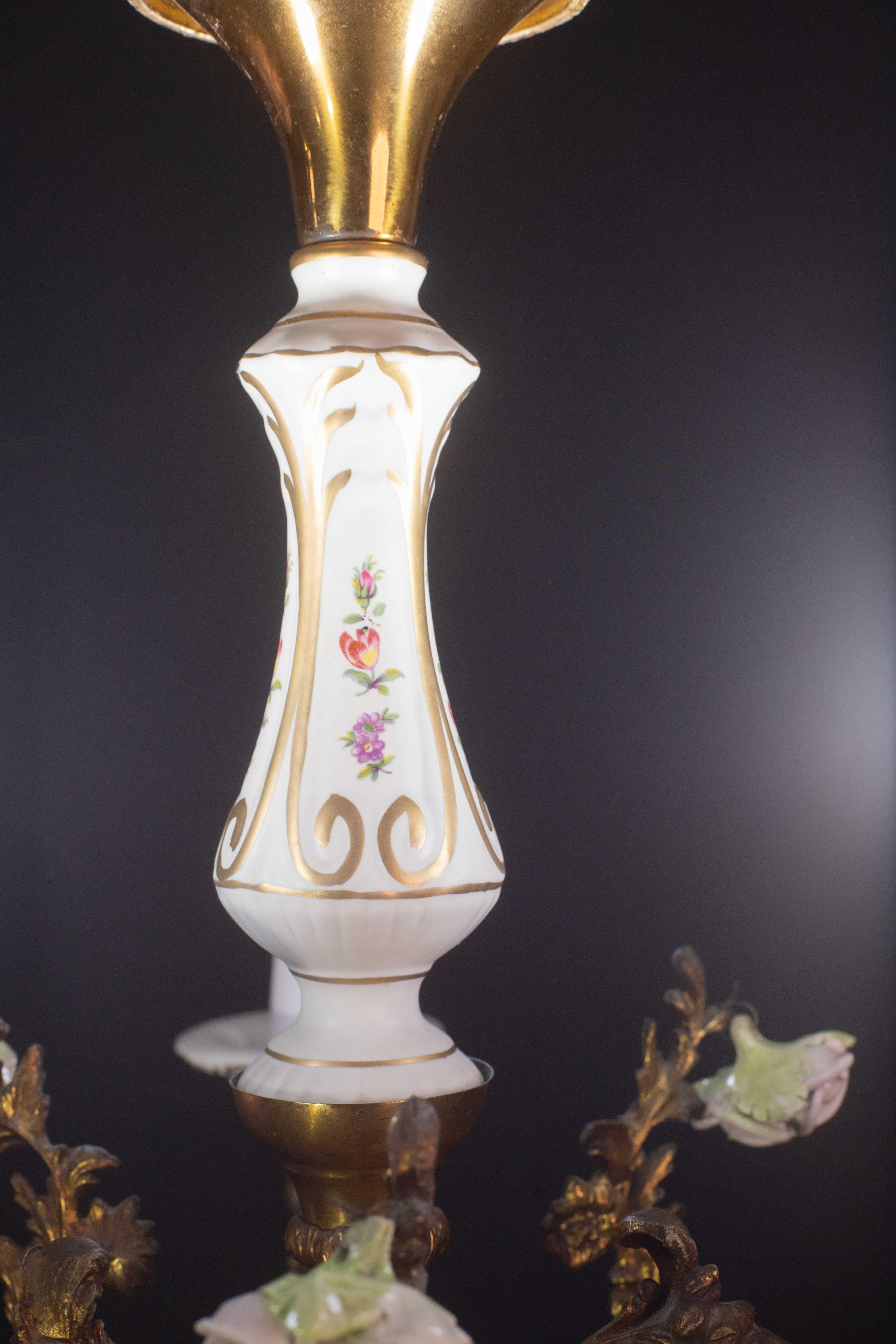 Verre de Murano Magnifique lustre vintage en céramique et laiton, années 1960 en vente