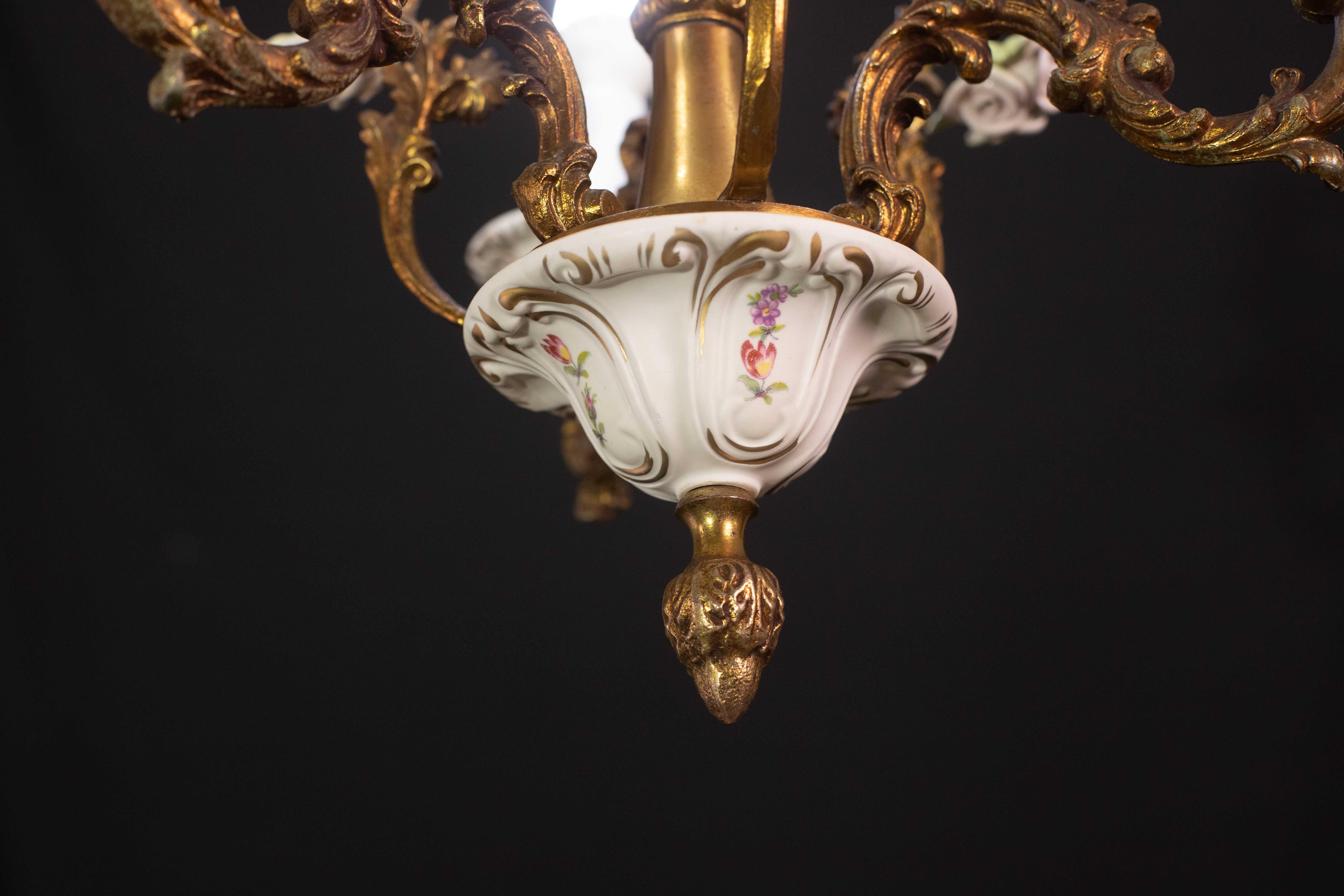 Magnifique lustre vintage en céramique et laiton, années 1960 en vente 2