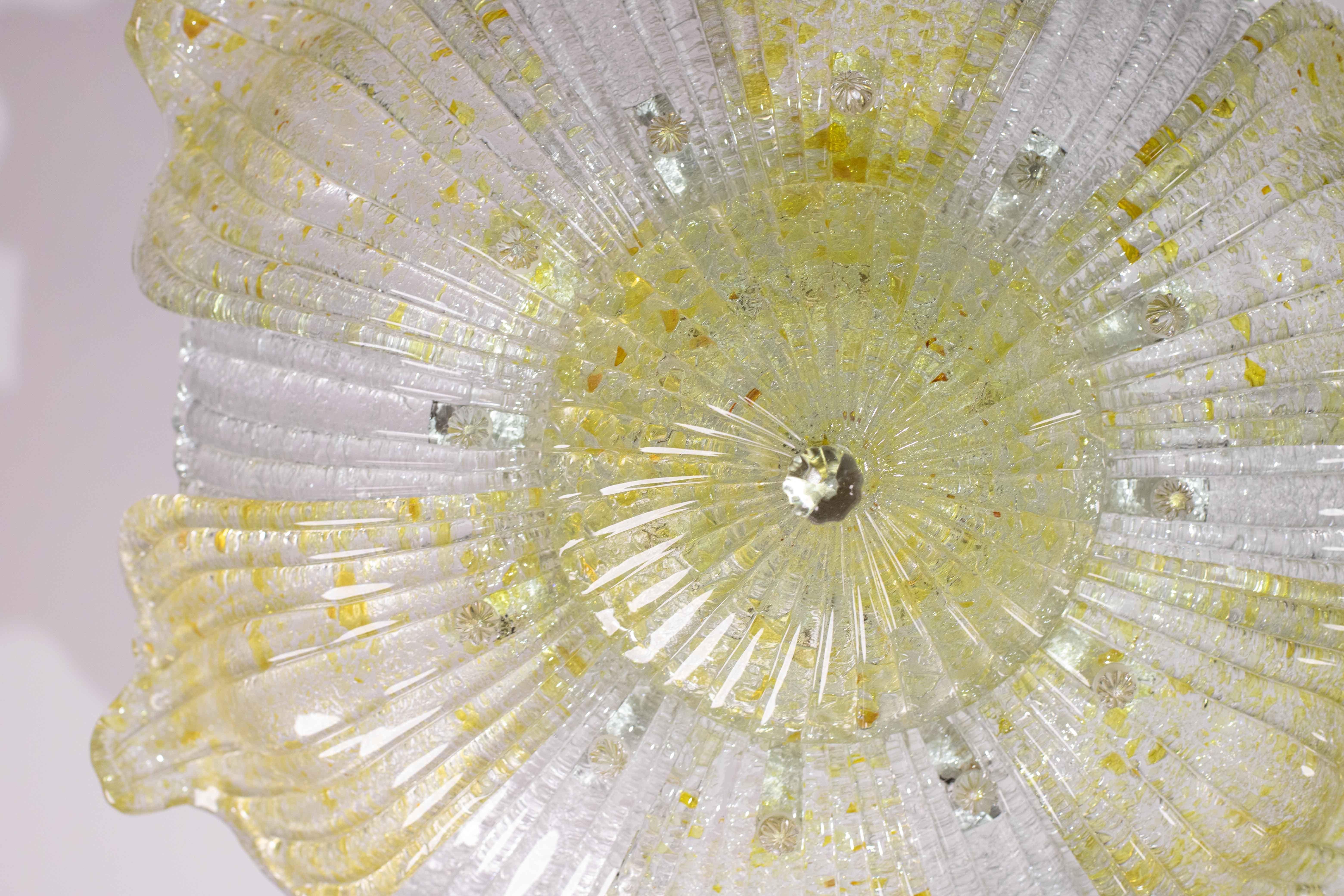 Affascinante lampada da soffitto in vetro di Murano d'epoca Giallo in vendita 6