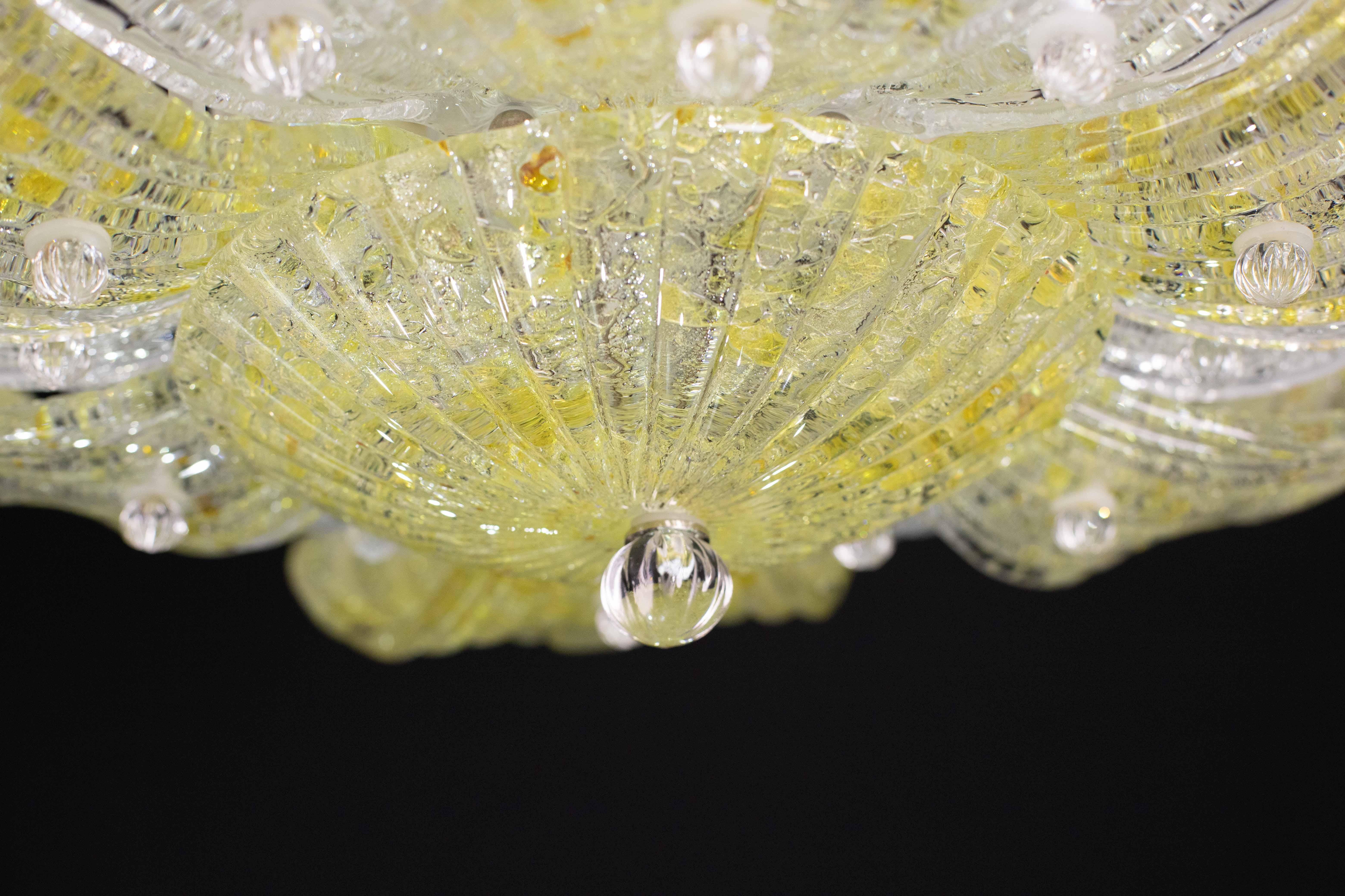 Affascinante lampada da soffitto in vetro di Murano d'epoca Giallo in vendita 8