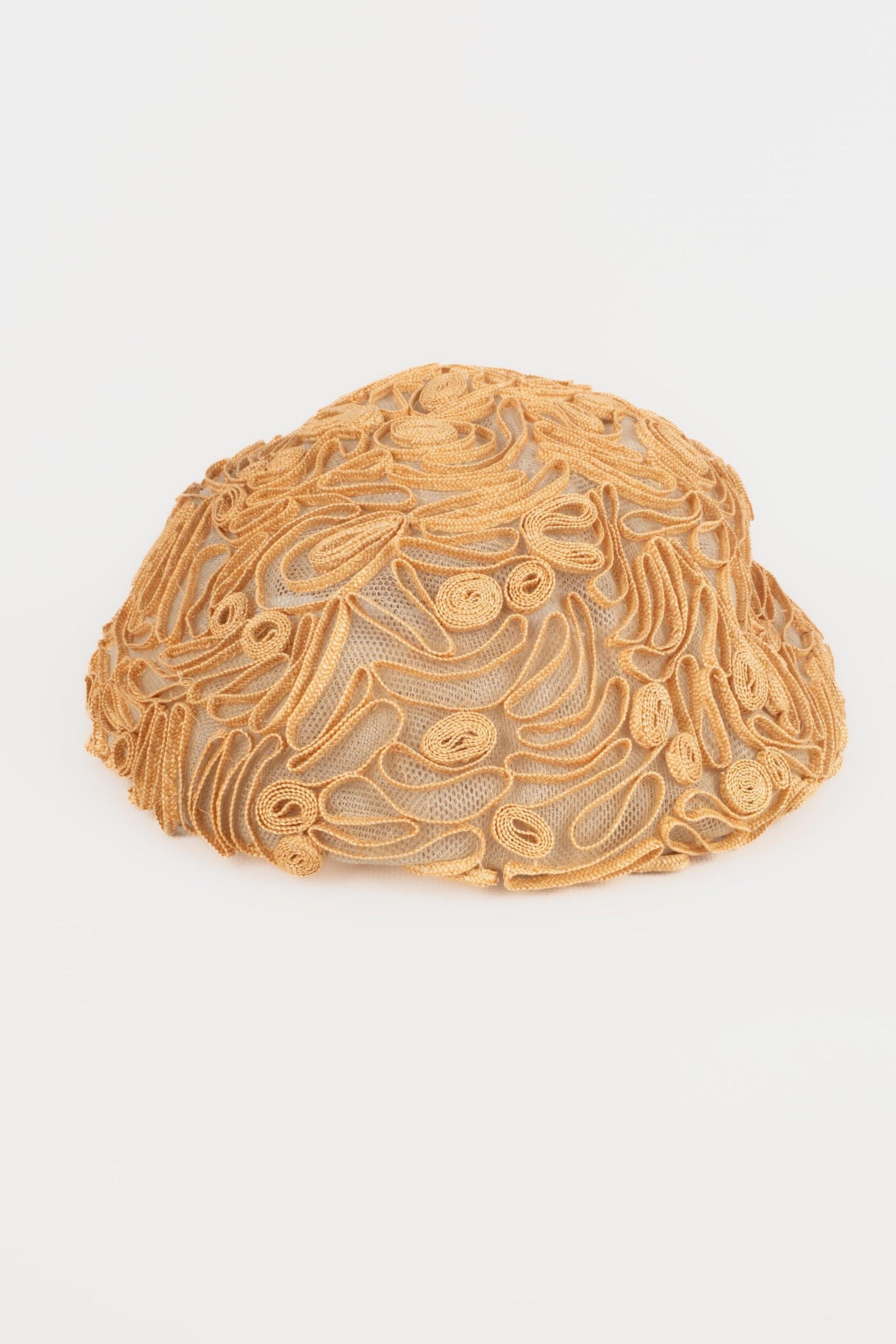 Cappello a fascetta, anni '50 In condizioni ottime in vendita a SAINT-OUEN-SUR-SEINE, FR