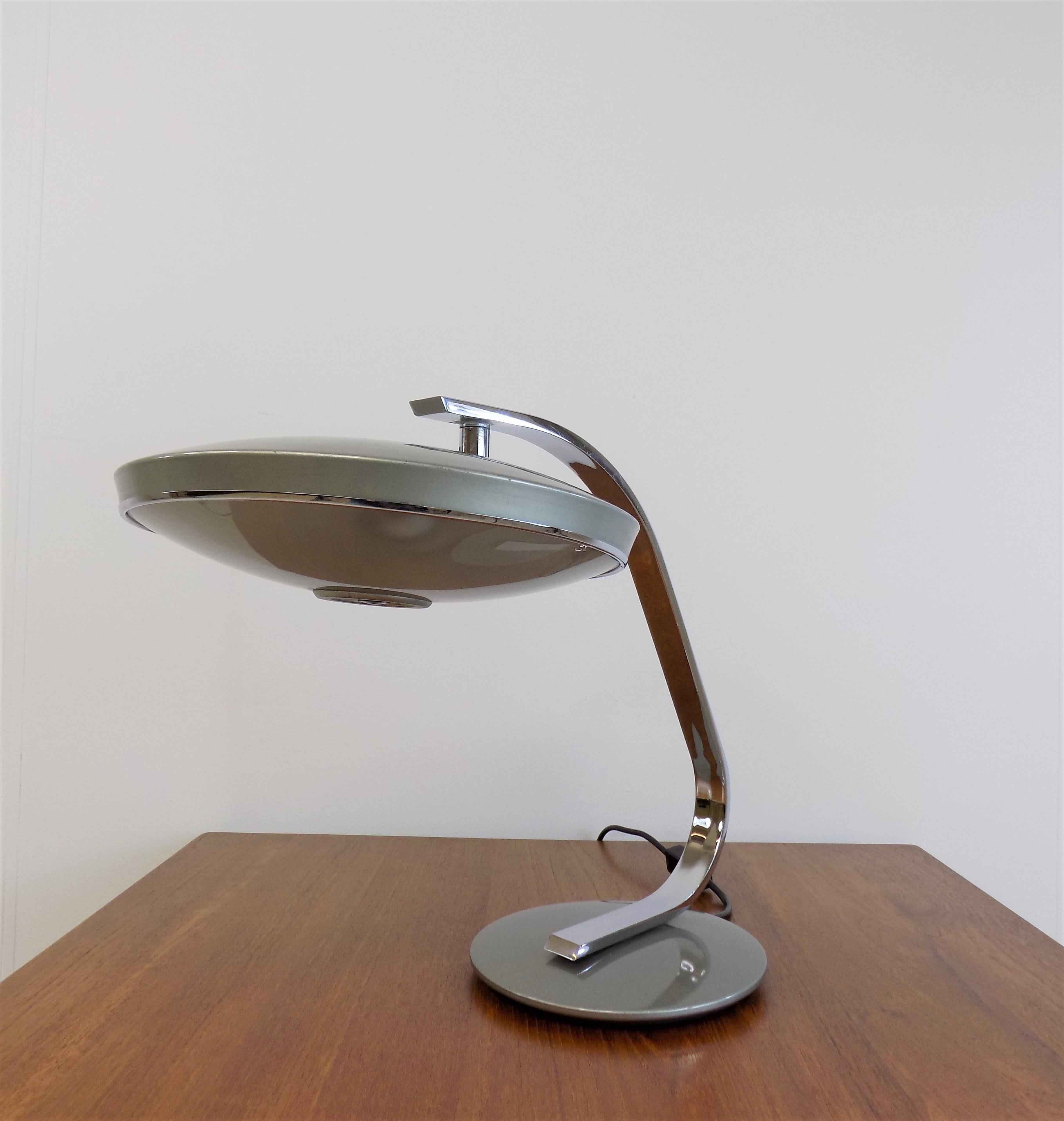 Fase 520 C Table Lamp from Fase Madrid For Sale 1