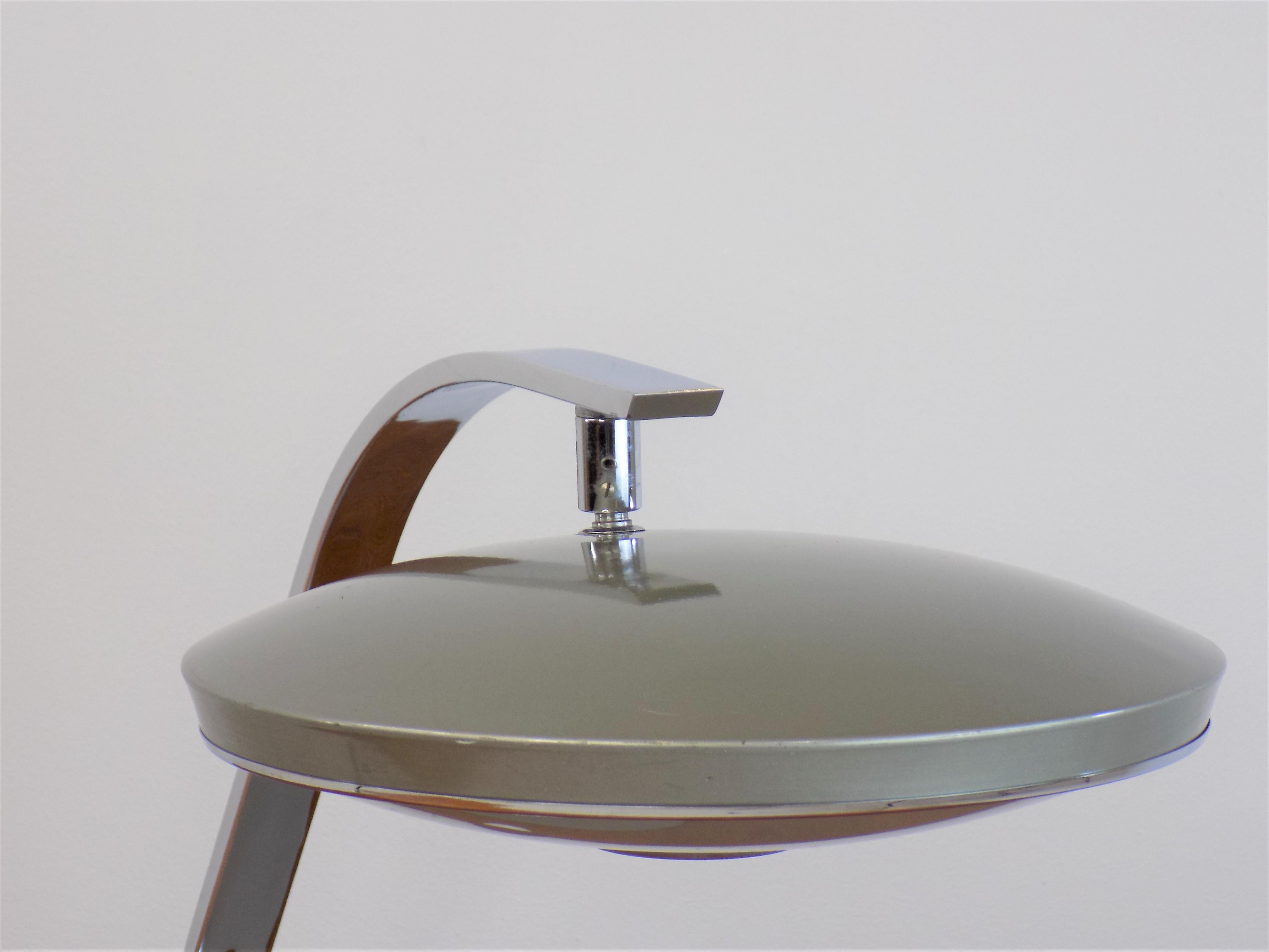Mid-Century Modern Fase 520 C Table Lamp from Fase Madrid