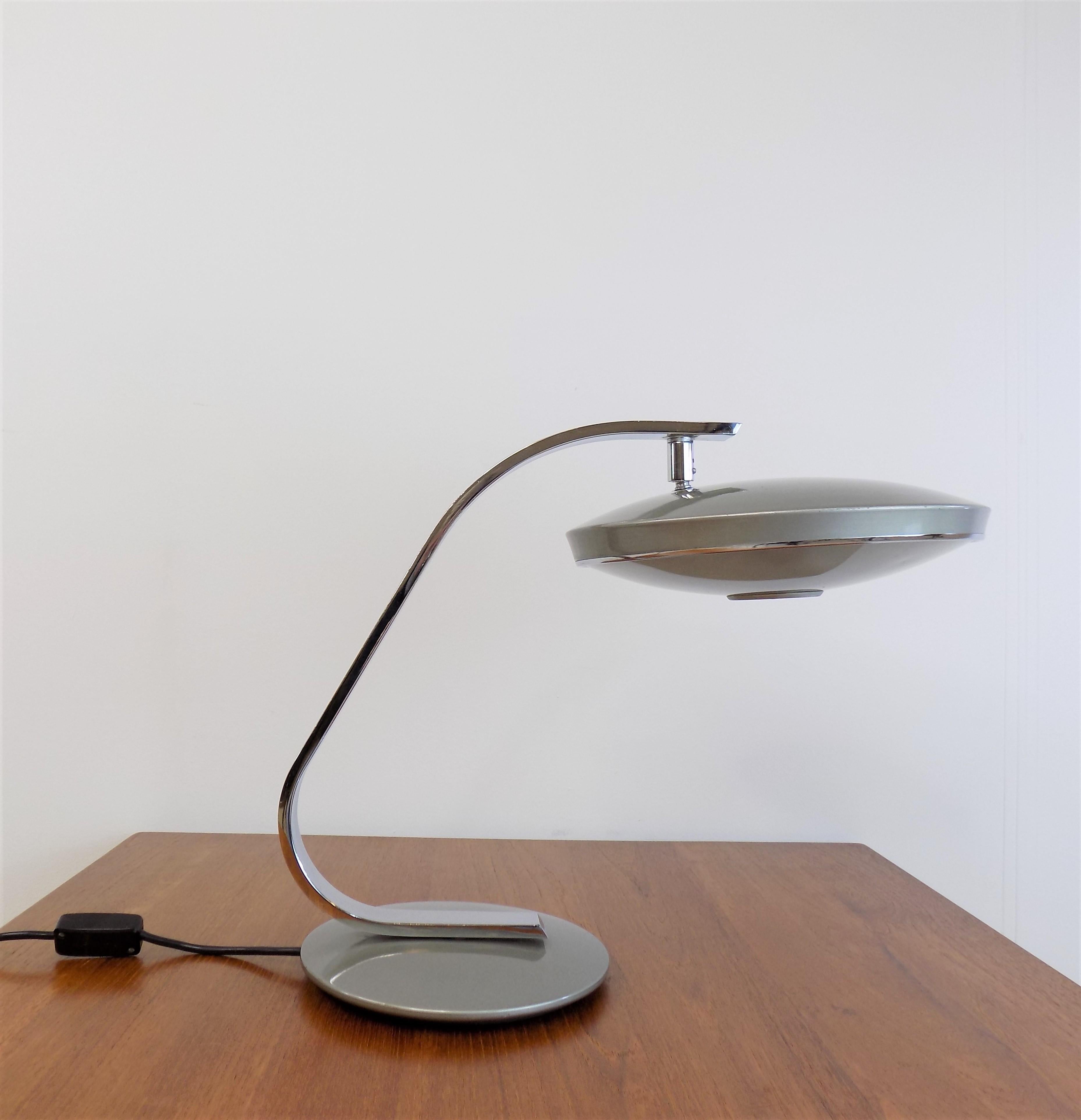 Mid-20th Century Fase 520 C Table Lamp from Fase Madrid For Sale