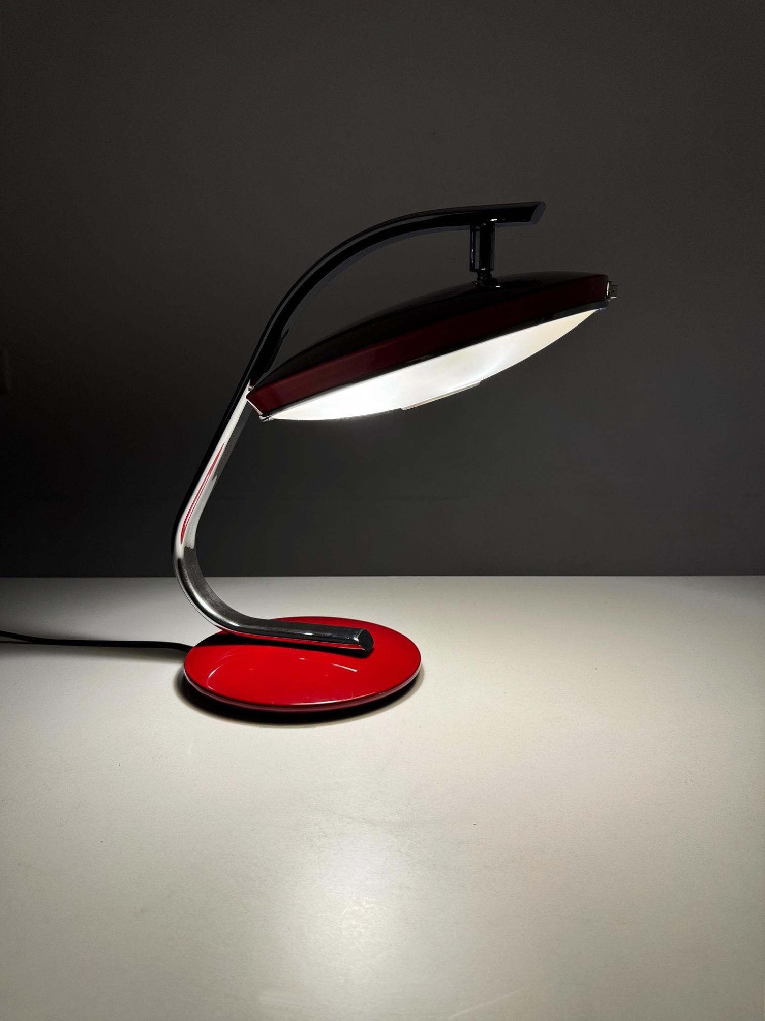 Fase 520 C with rotatable head designed by Luis Perez de la Oliva in the 1970 2
