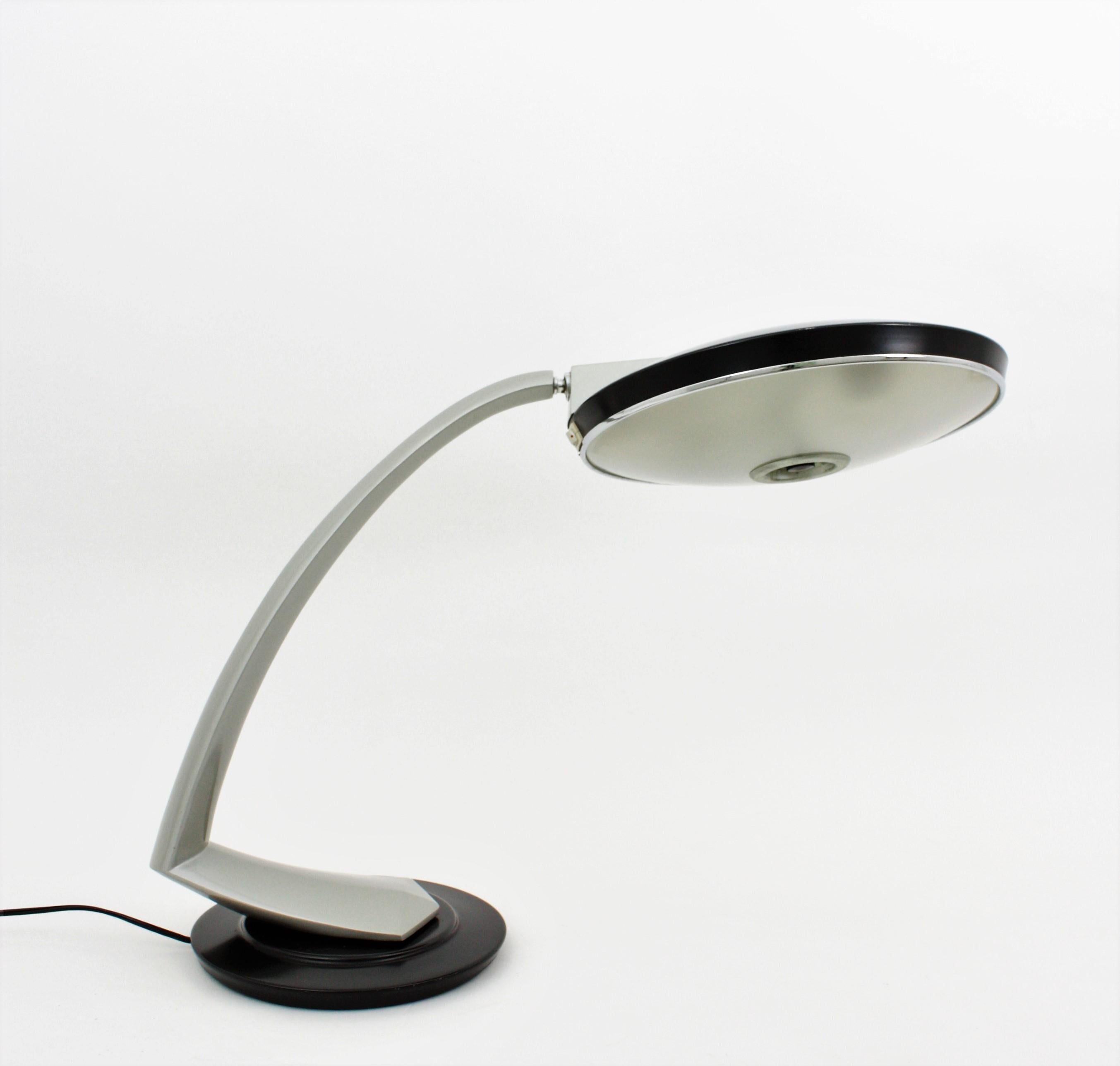 Fase Boomerang 2000 Black and Grey Table Lamp, 1960s In Good Condition For Sale In Barcelona, ES