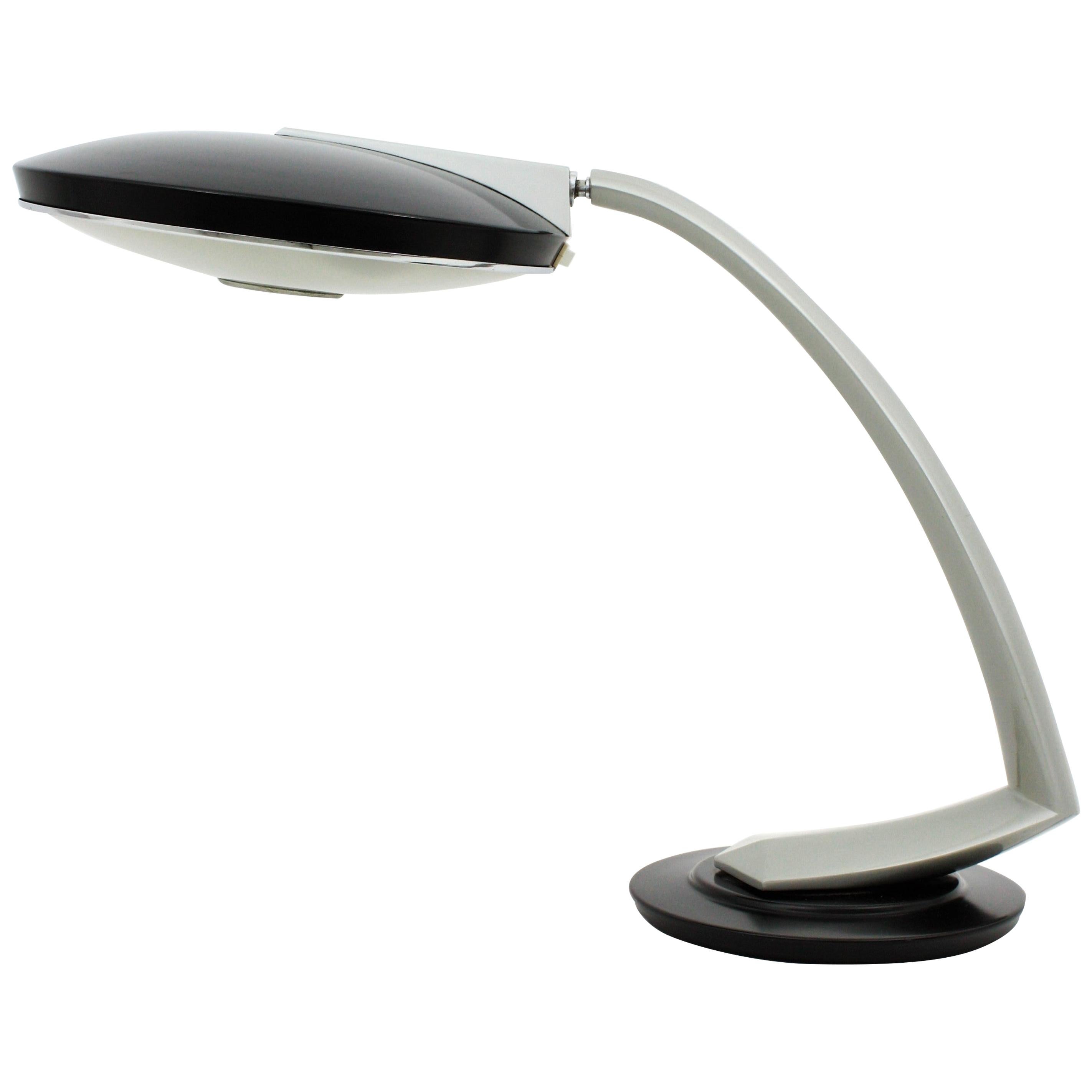 Desk lamp model 