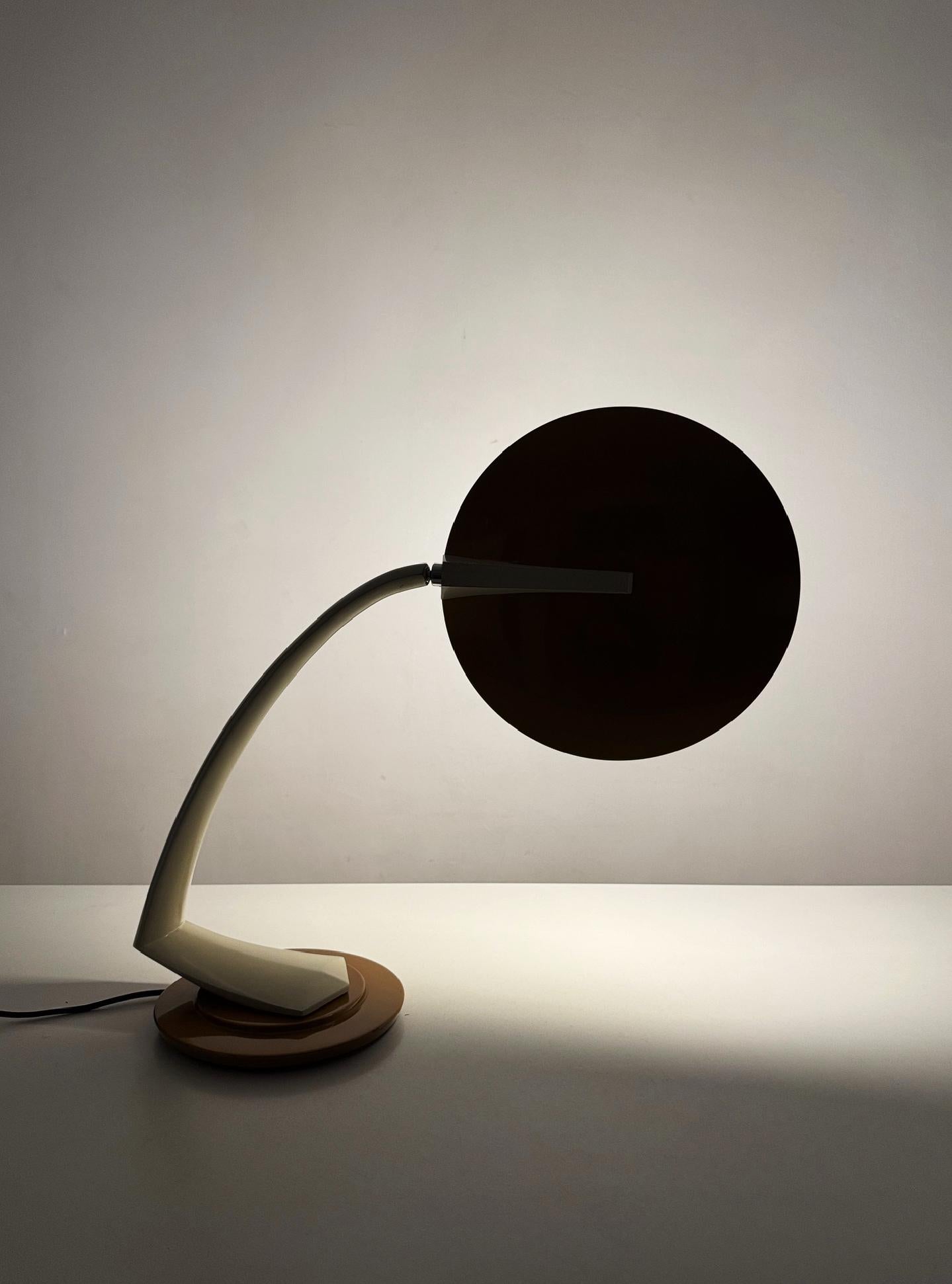 Fase Boomerang 2000 table lamp by Luis Pérez de la Oliva 1967, Spain For Sale 7