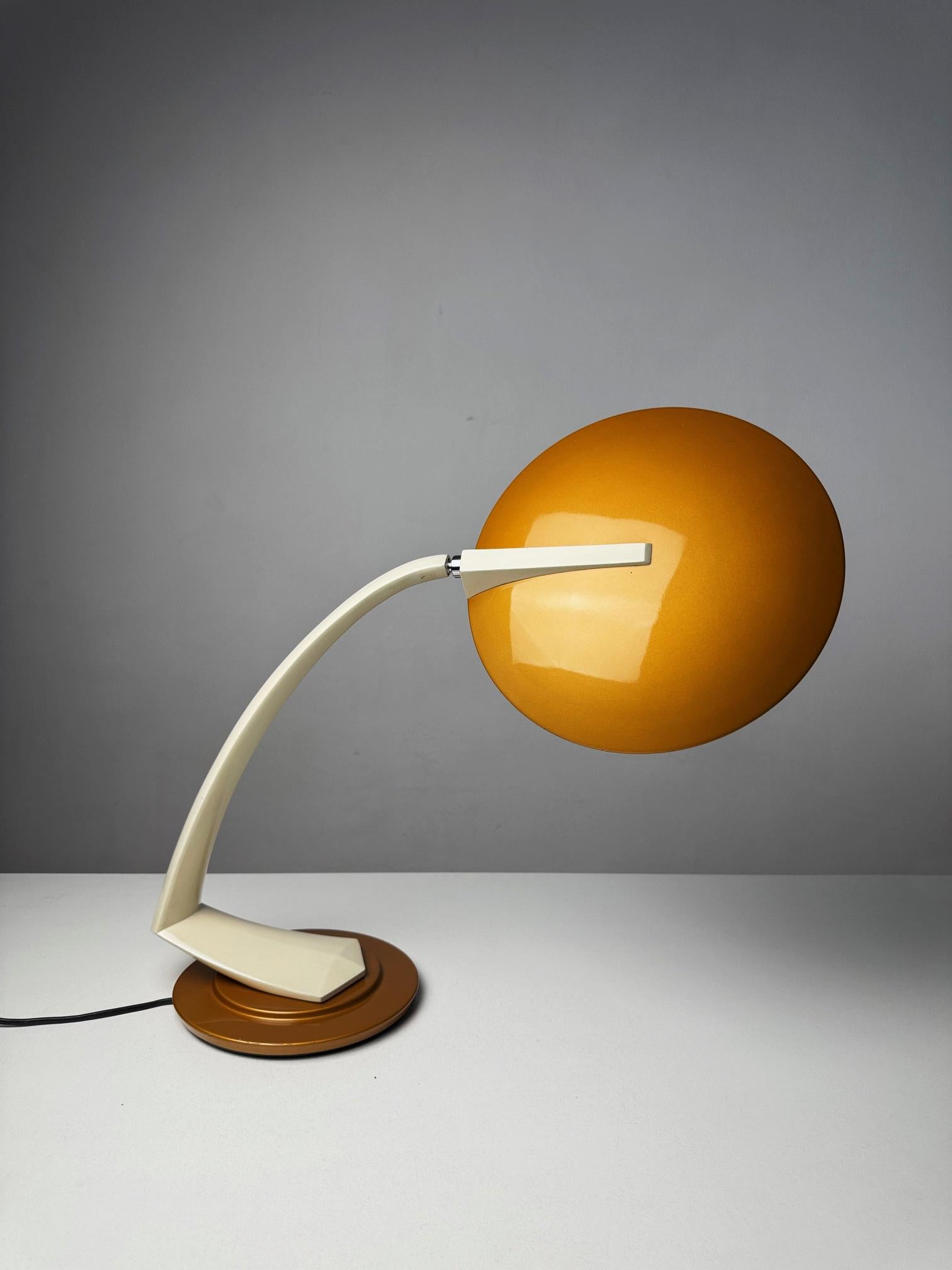 Mid-20th Century Fase Boomerang 2000 table lamp by Luis Pérez de la Oliva 1967, Spain For Sale