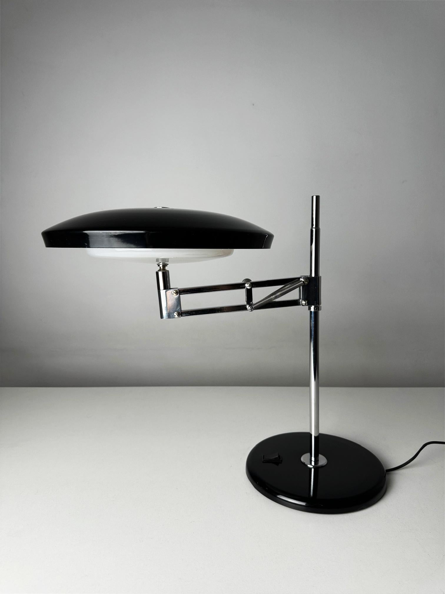 Fase Consul 66 designed in 1966 by Luis Perez de la Oliva a versatility icon 4