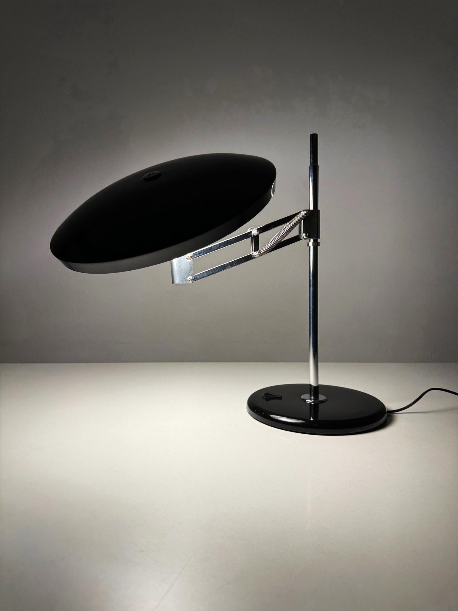 Fase Consul 66 designed in 1966 by Luis Perez de la Oliva a versatility icon 6