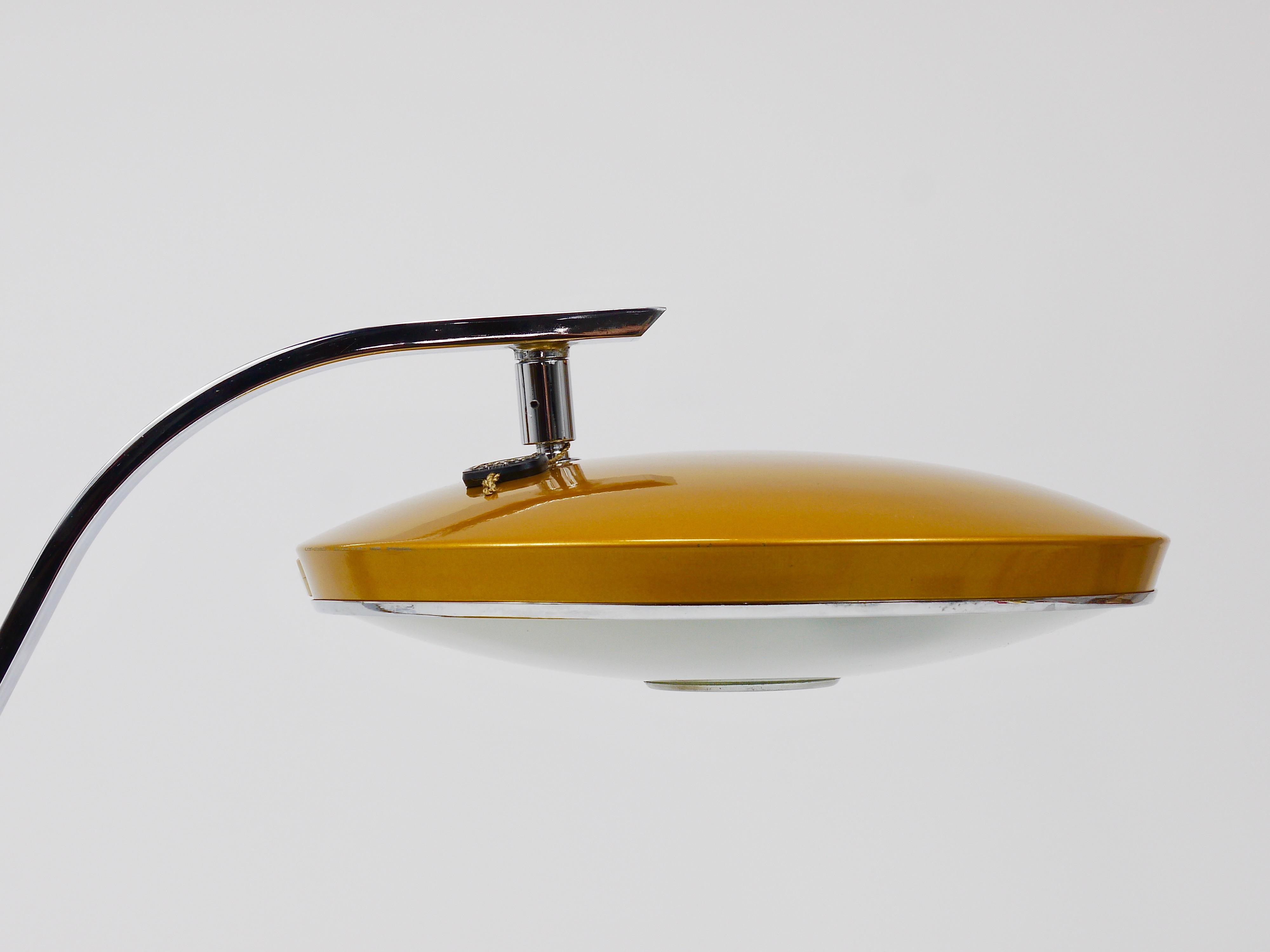 Lampada da scrivania Fase Madrid Design, Luis Pérez de la Oliva, Spagna, anni '70 In condizioni buone in vendita a Vienna, AT