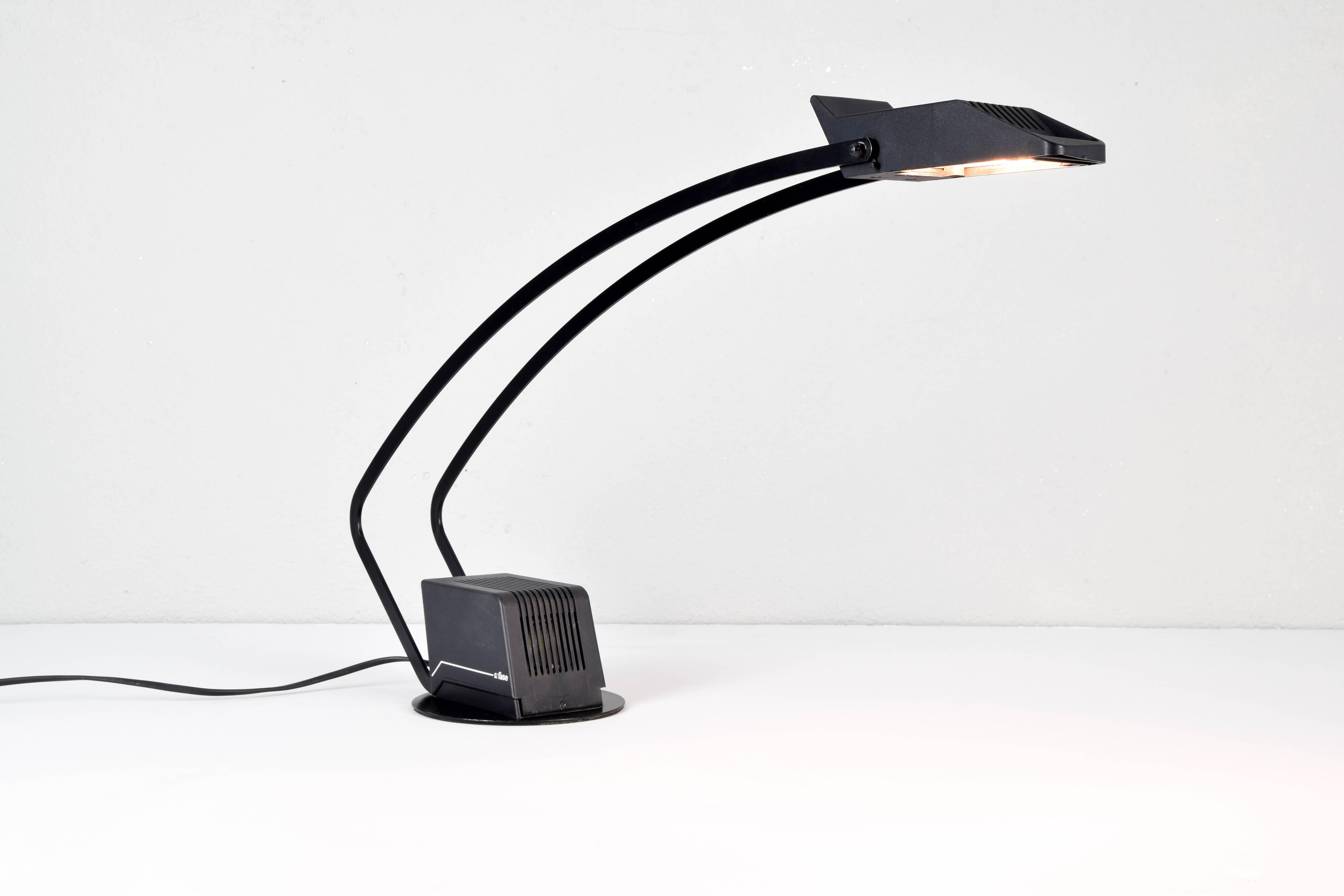 Fase Model Nutria Mid-Century Modern Office Table Lamp, Spain, 1980 In Good Condition For Sale In Escalona, Toledo
