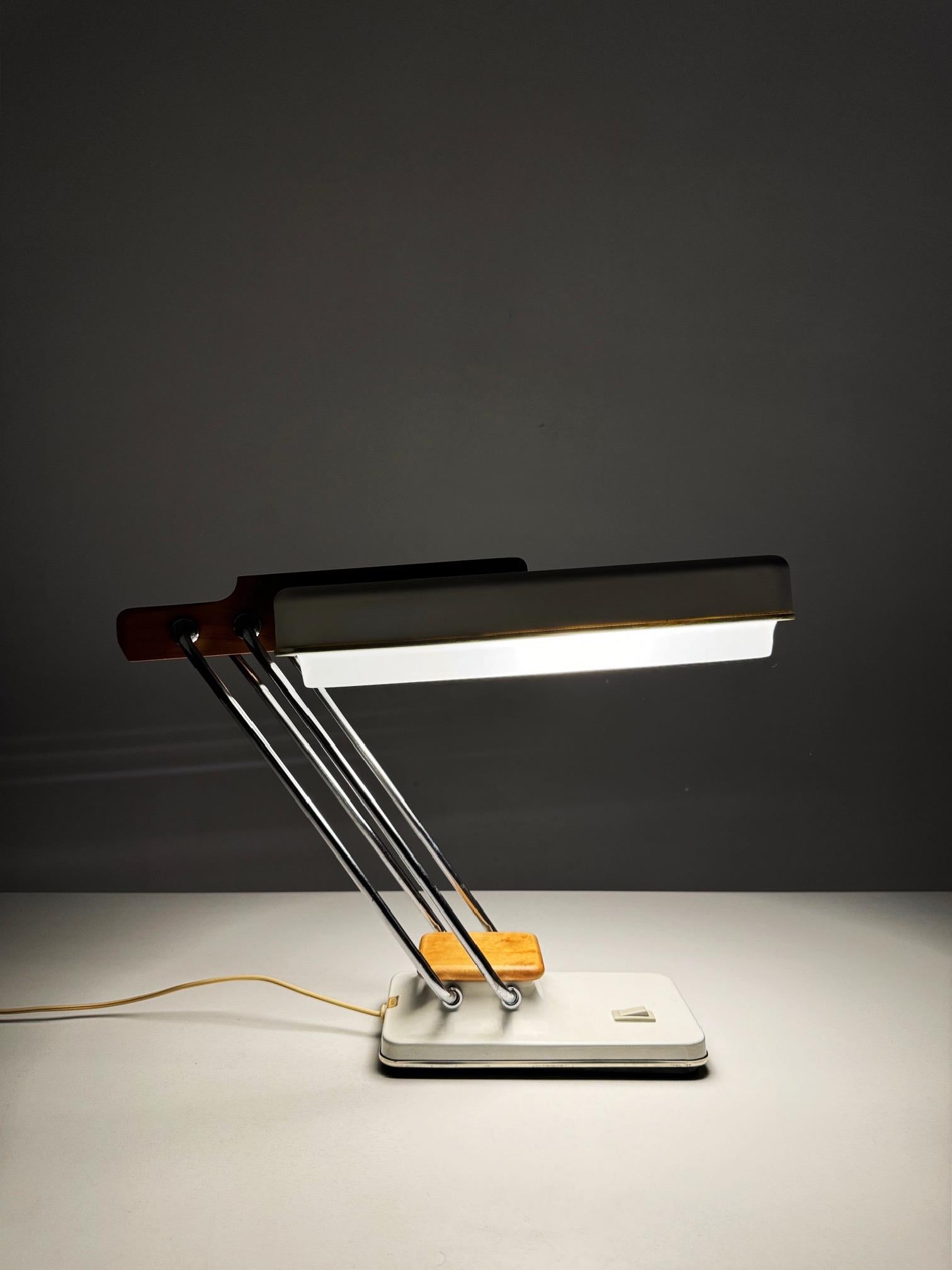 Fase Paralex Table Lamp by Tomás Díaz Magro – 1960s Iconic Design all original 6