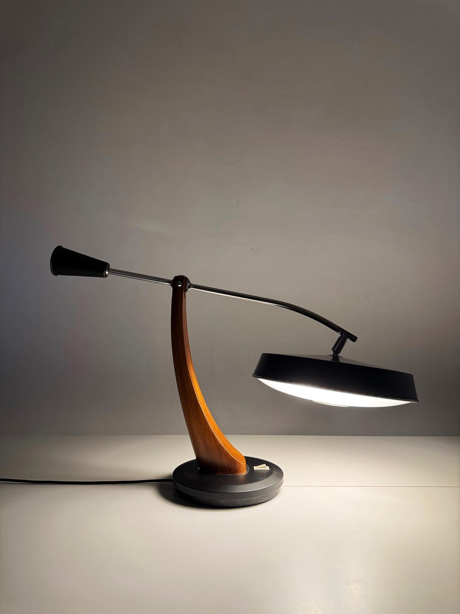 Lampe de table Fase Péndulo de Luis Pérez de la Oliva et Pedro Martín 70's en vente 5