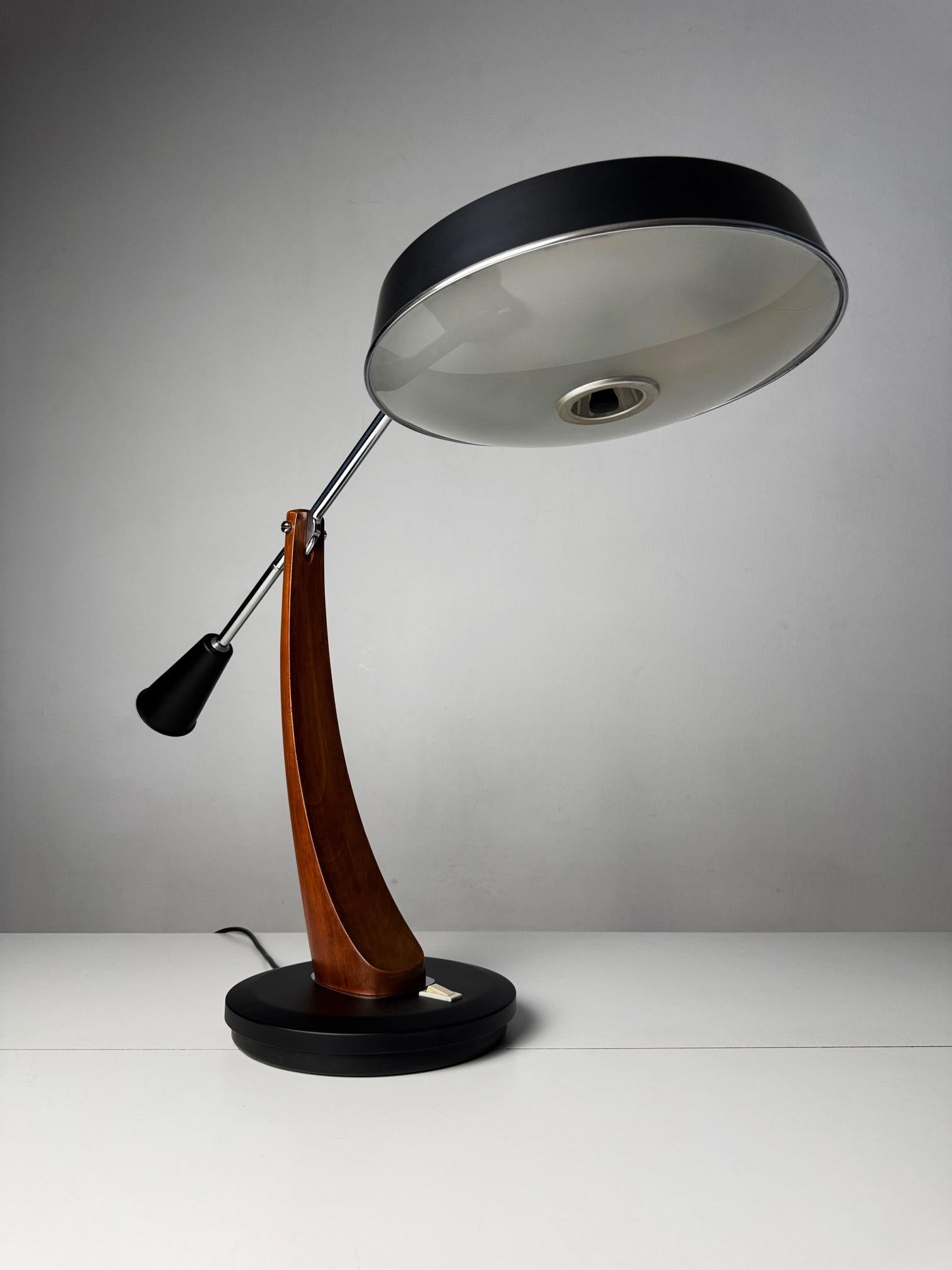 Lampe de table Fase Péndulo de Luis Pérez de la Oliva et Pedro Martín 70's Bon état - En vente à BARCELONA, ES