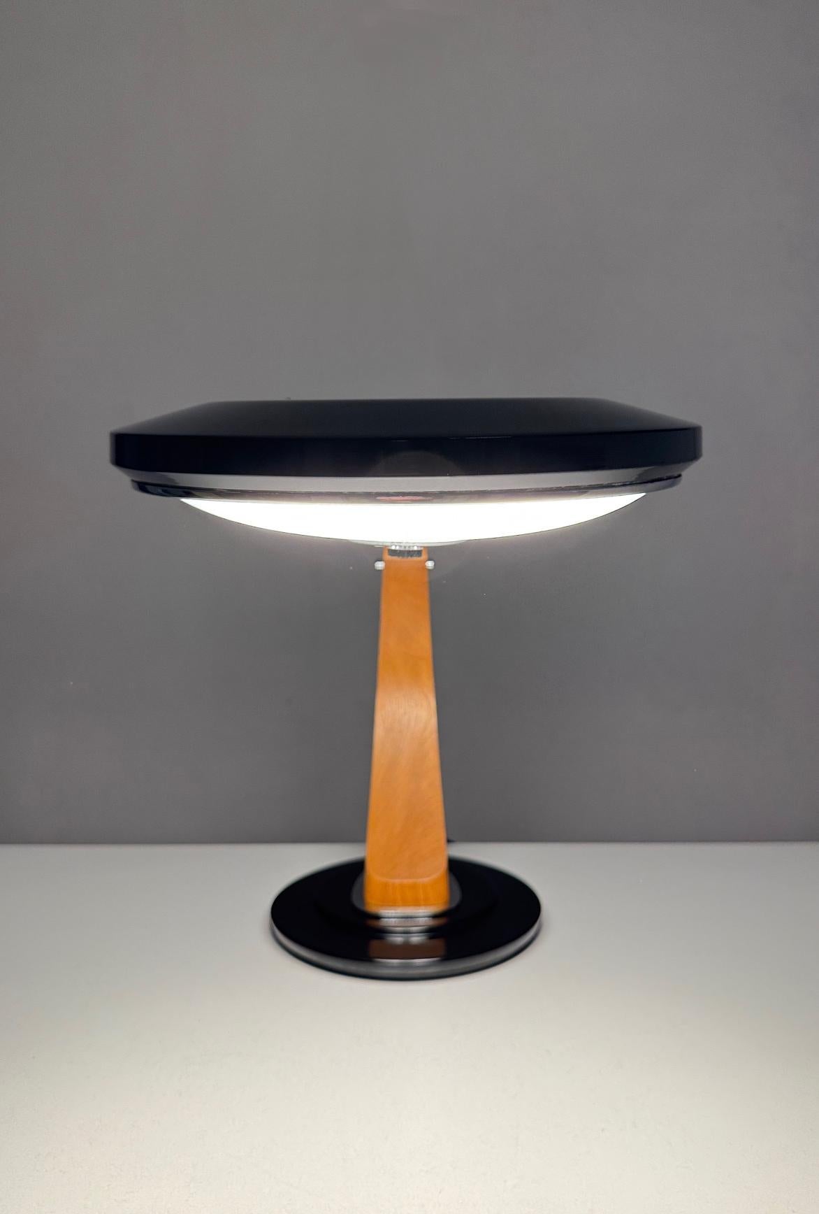 Lámpara Presidente FASE de los años 70 Diseñada por Luis Pérez de la Oliva en venta 6