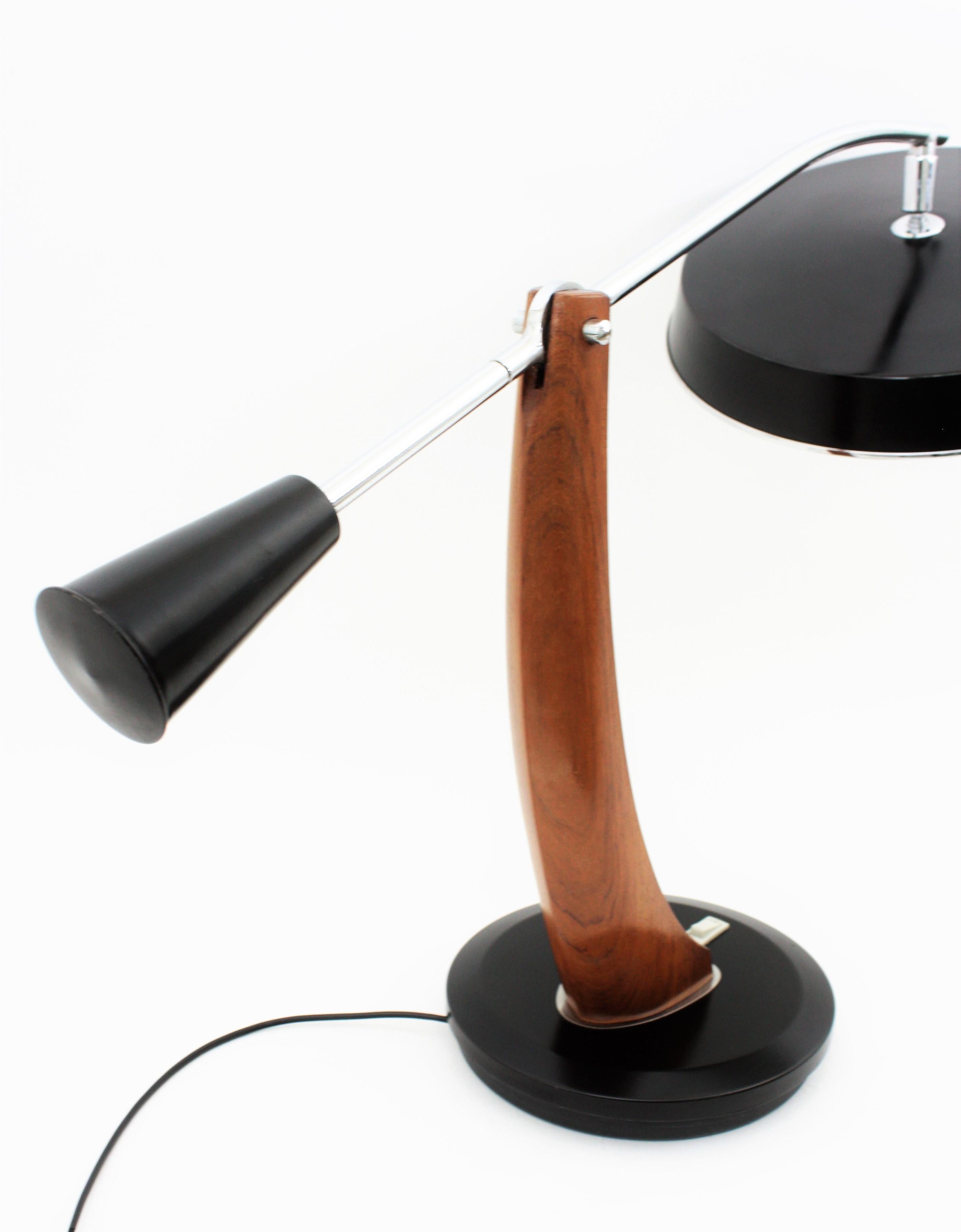 20th Century Fase President Pendulum Desk Lamp in Walnut and Black Lacquer