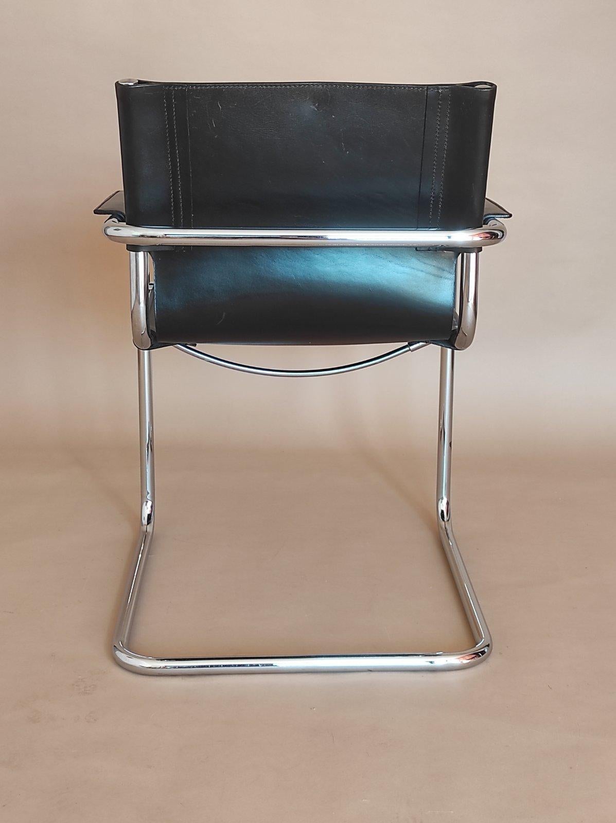 Late 20th Century Fasem Cantilever Leather Chair Italy 1980s For Sale