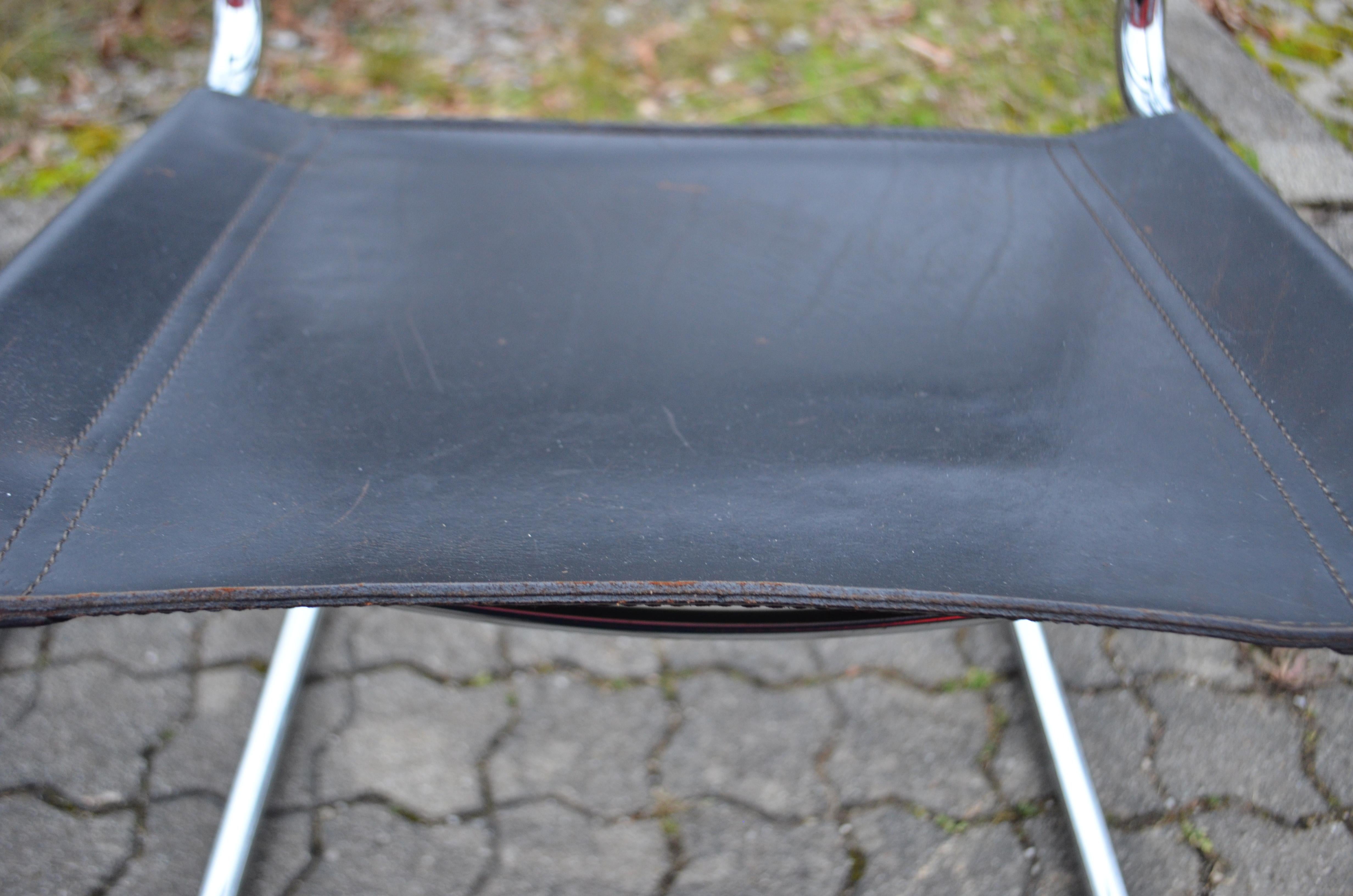 Fasem Vintage Italy black Leather Dining Chairs Armchairs Cantilever For Sale 3