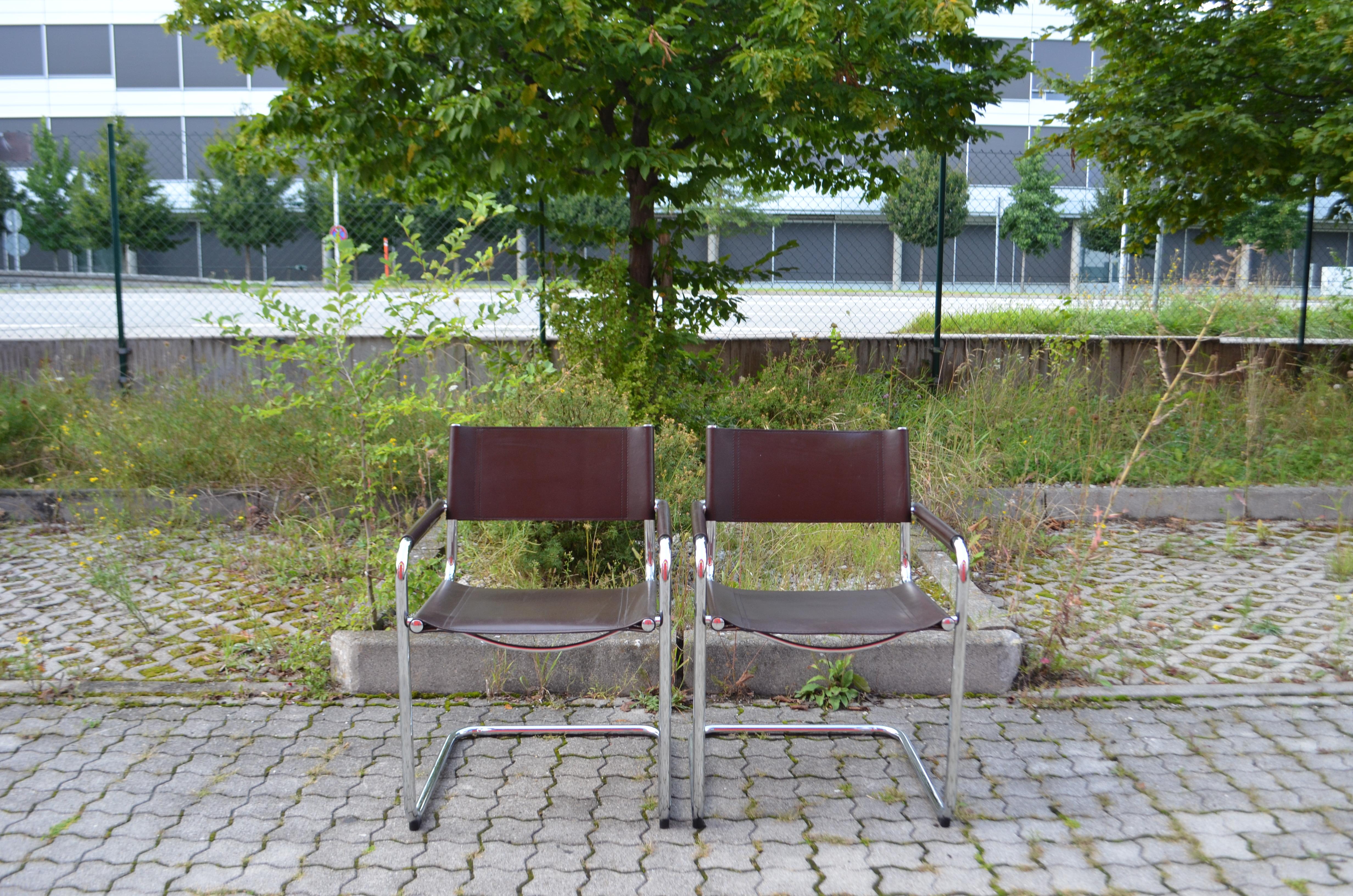 Bauhaus Fasem Vintage Italy brown Leather Dining Chairs Armchairs Cantilever Set of 2 en vente