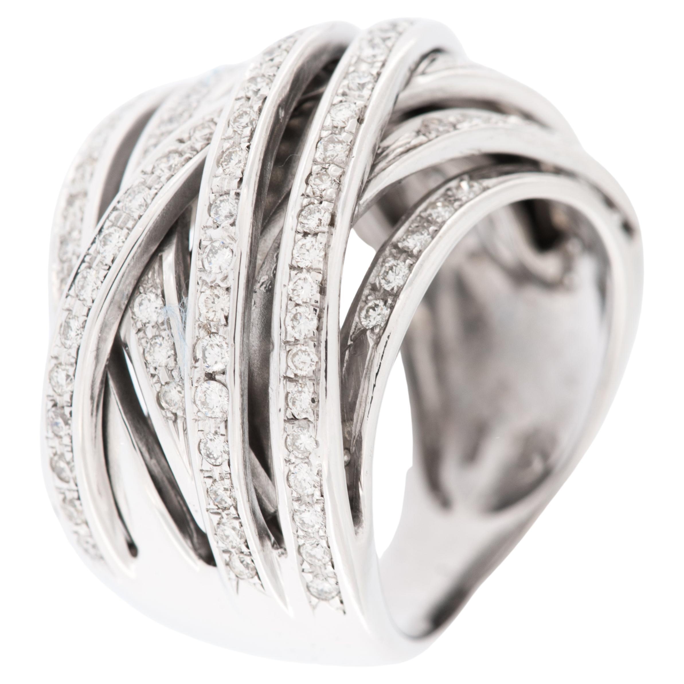 Fashion Bague italienne en or blanc 18 carats avec diamants en vente