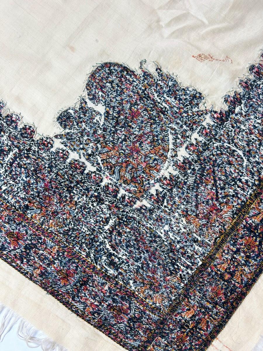 Châle cachemire à motif cachemire avec centre en pashmina crème - France vers 1830 en vente 5
