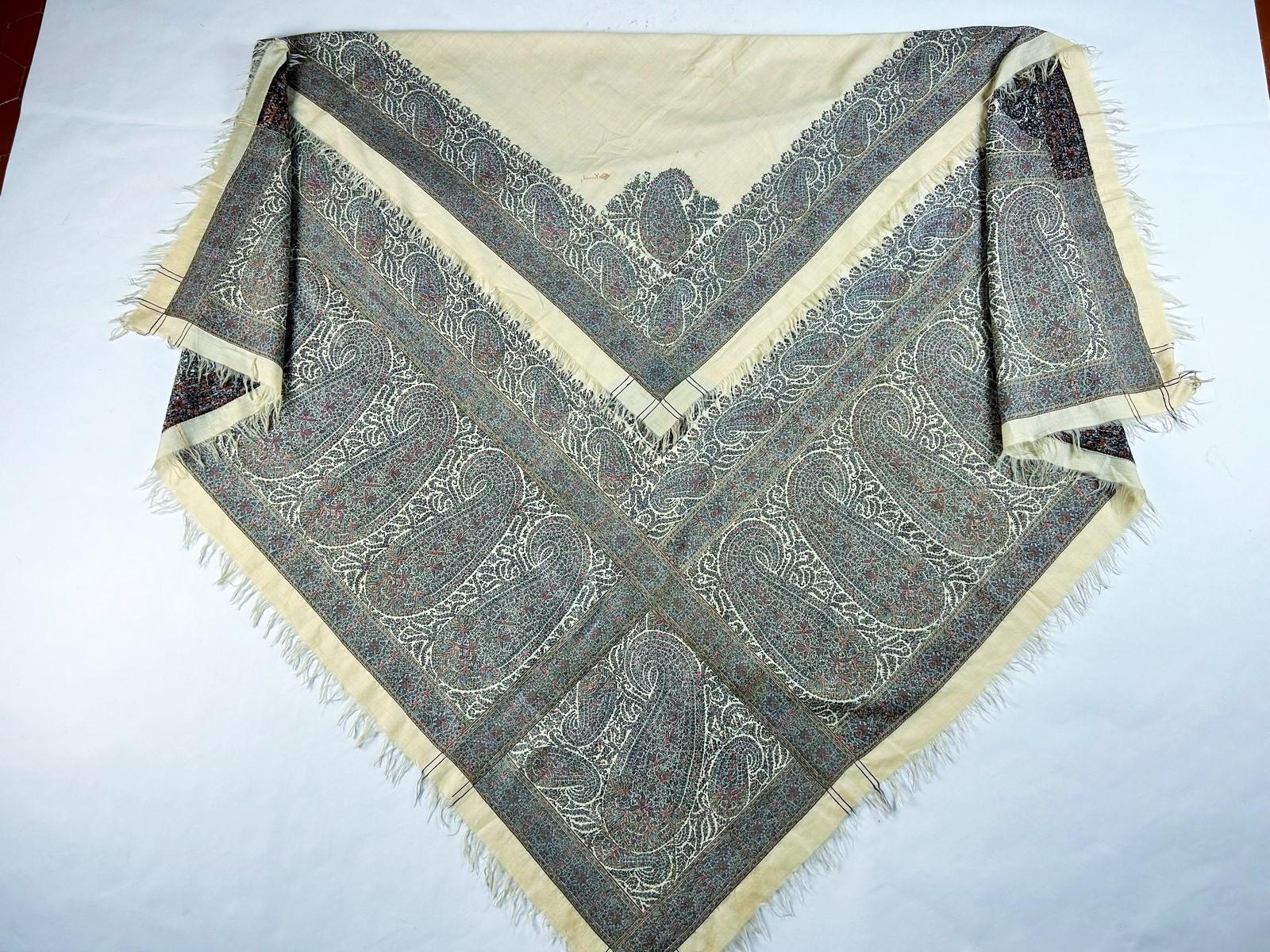 Châle cachemire à motif cachemire avec centre en pashmina crème - France vers 1830 en vente 6