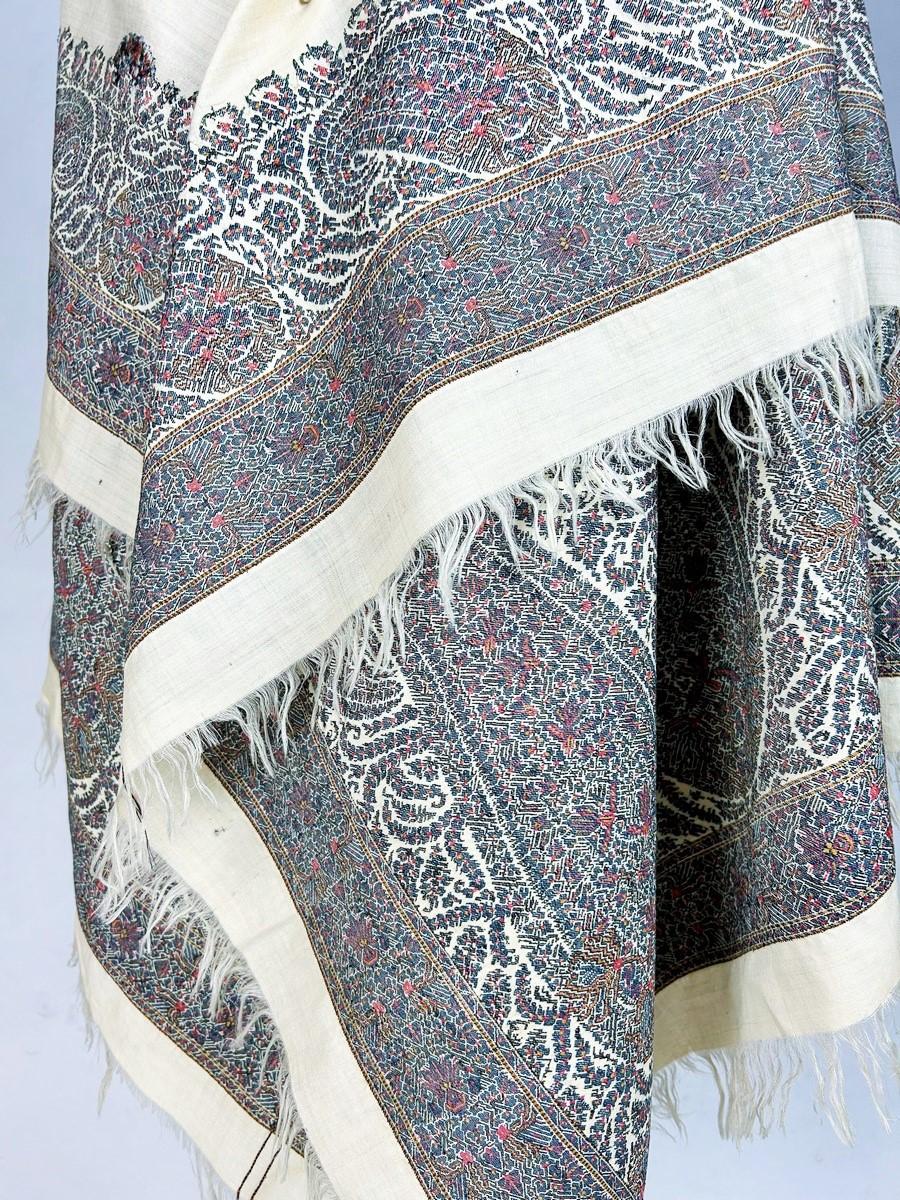 Châle cachemire à motif cachemire avec centre en pashmina crème - France vers 1830 en vente 11